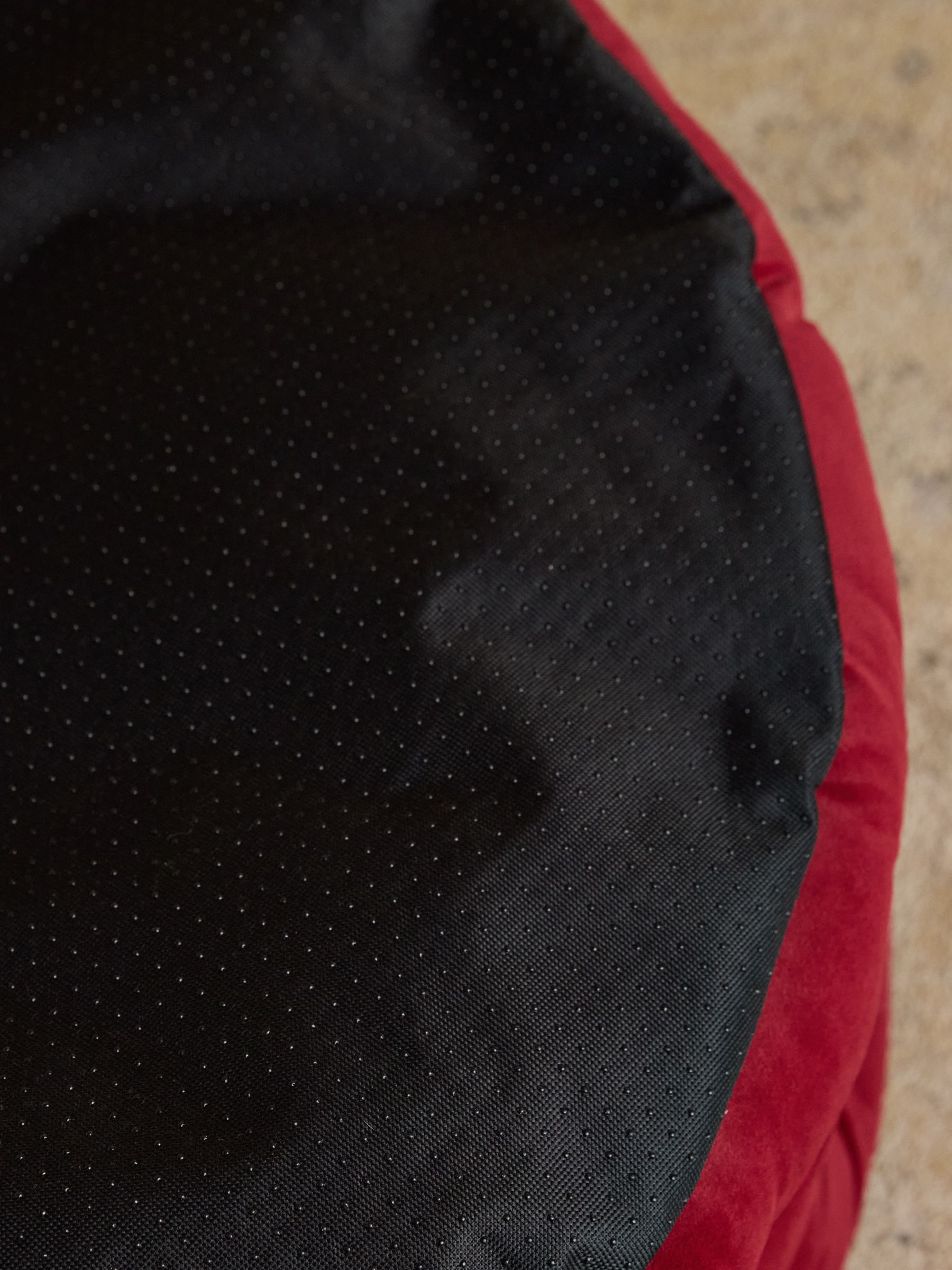 Chesterfield Burgundy Red Pet Bed - Image 6 of 6