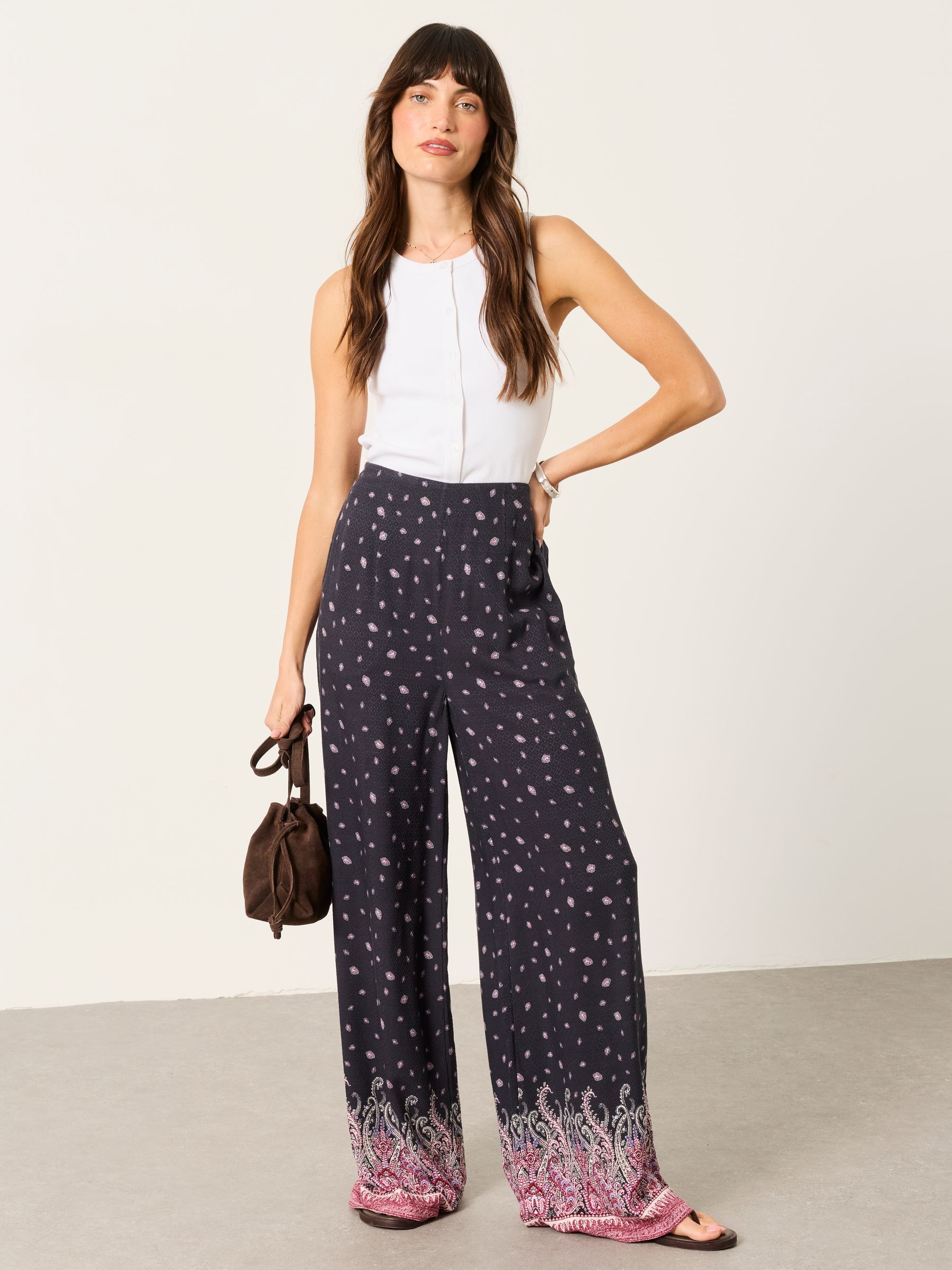 Zelda Black Paisley Palazzo Trousers - Image 3 of 7