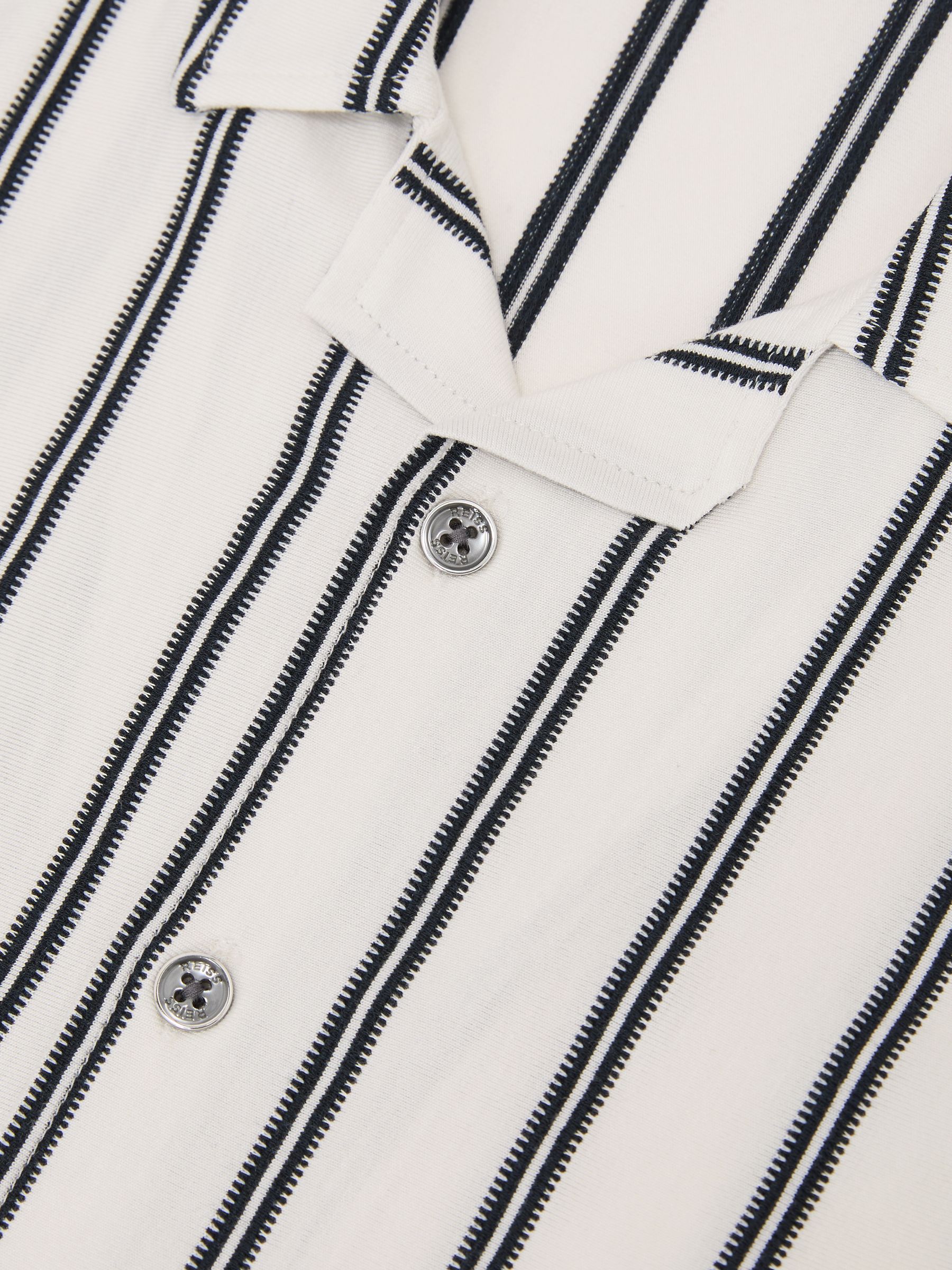 Shirt in White/Navy - Image 3 of 3