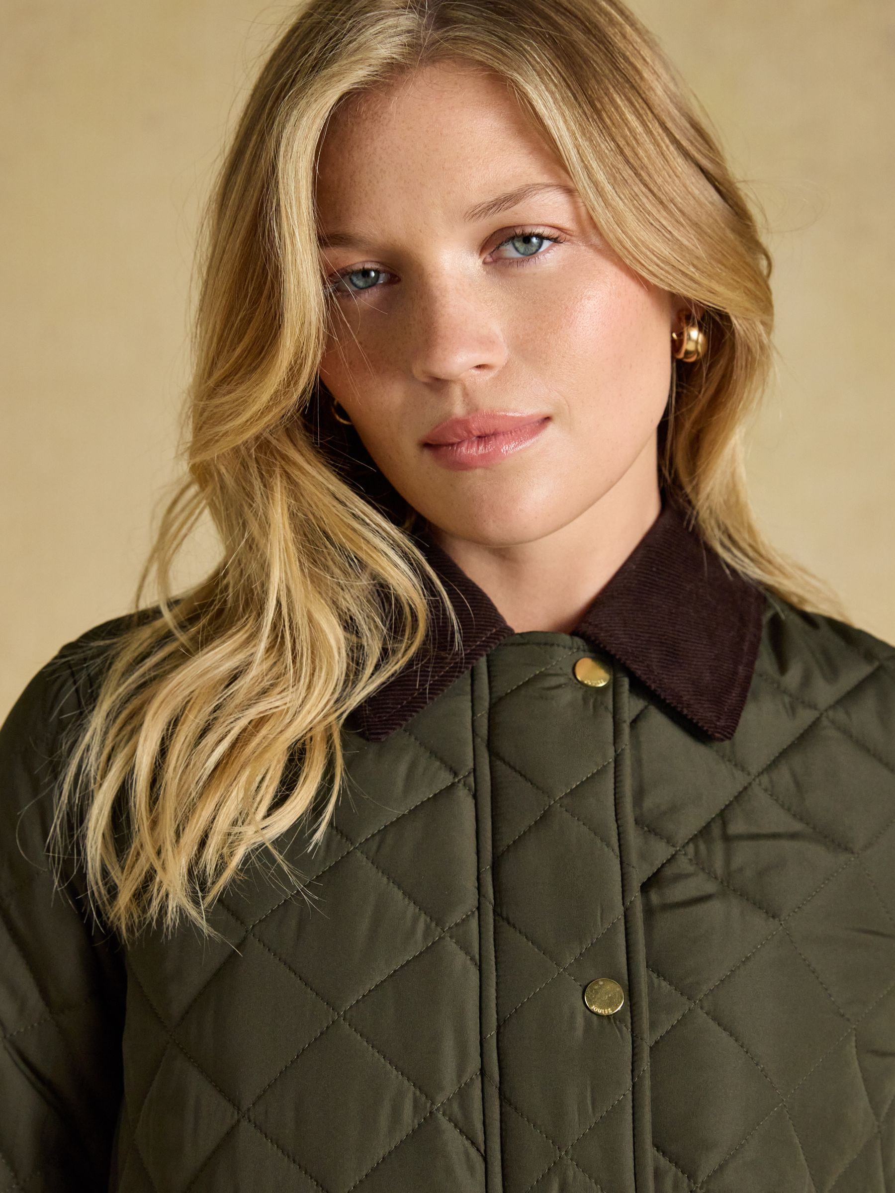 Highgrove Khaki Green Diamond Quilted Jacket - Image 3 of 12