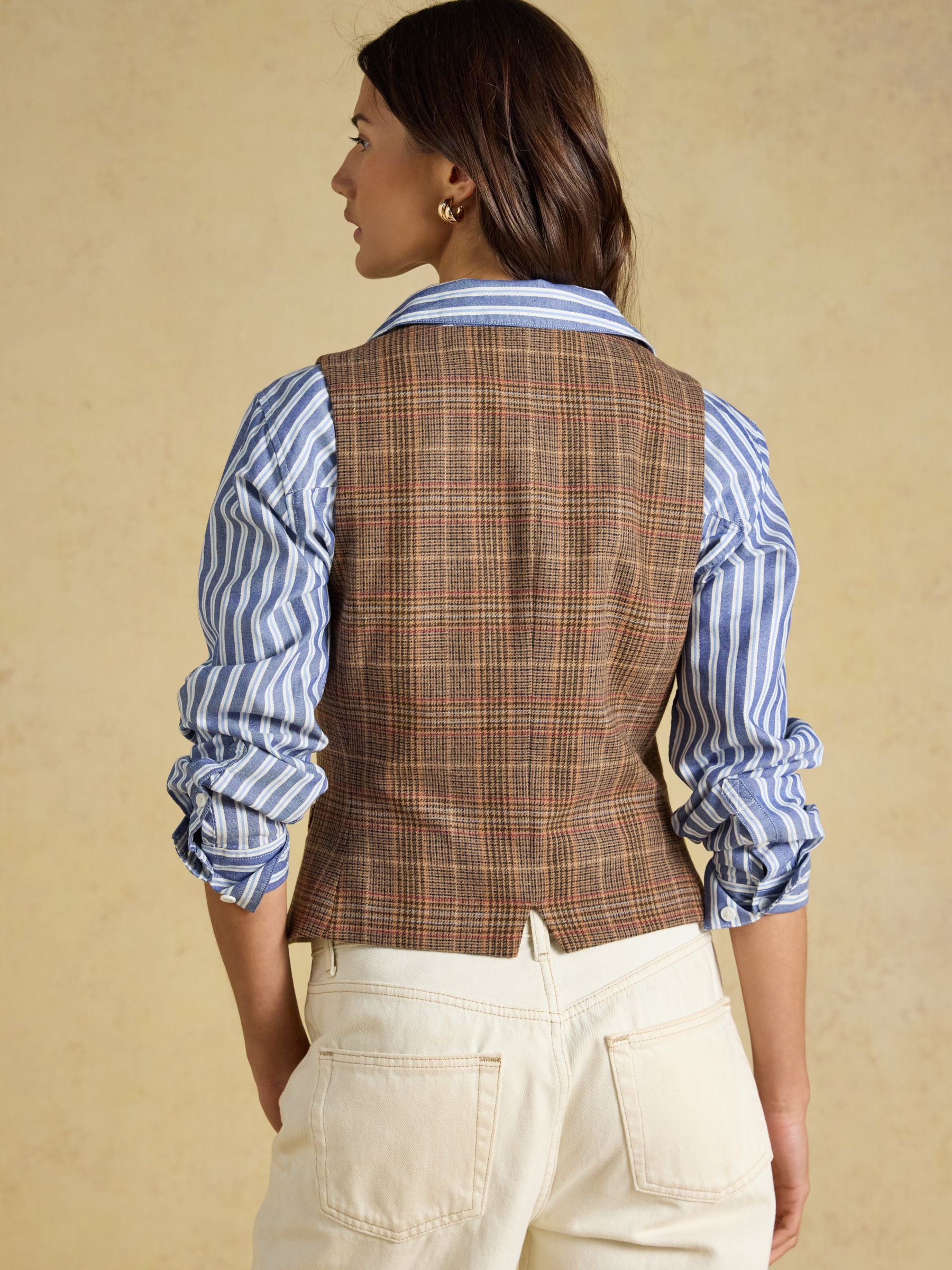 Foxley Check Wool Rich Check Tweed Waistcoat - Image 3 of 7