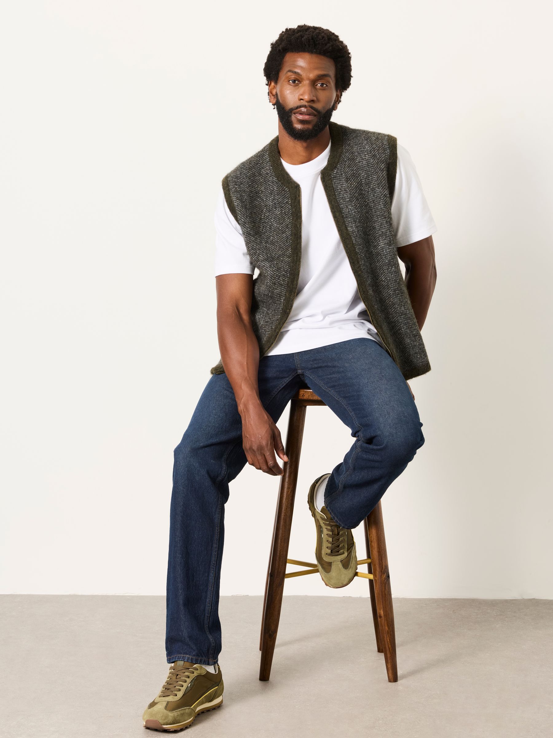 Adisham Khaki Green Knitted Zip Front Gilet - Image 4 of 6