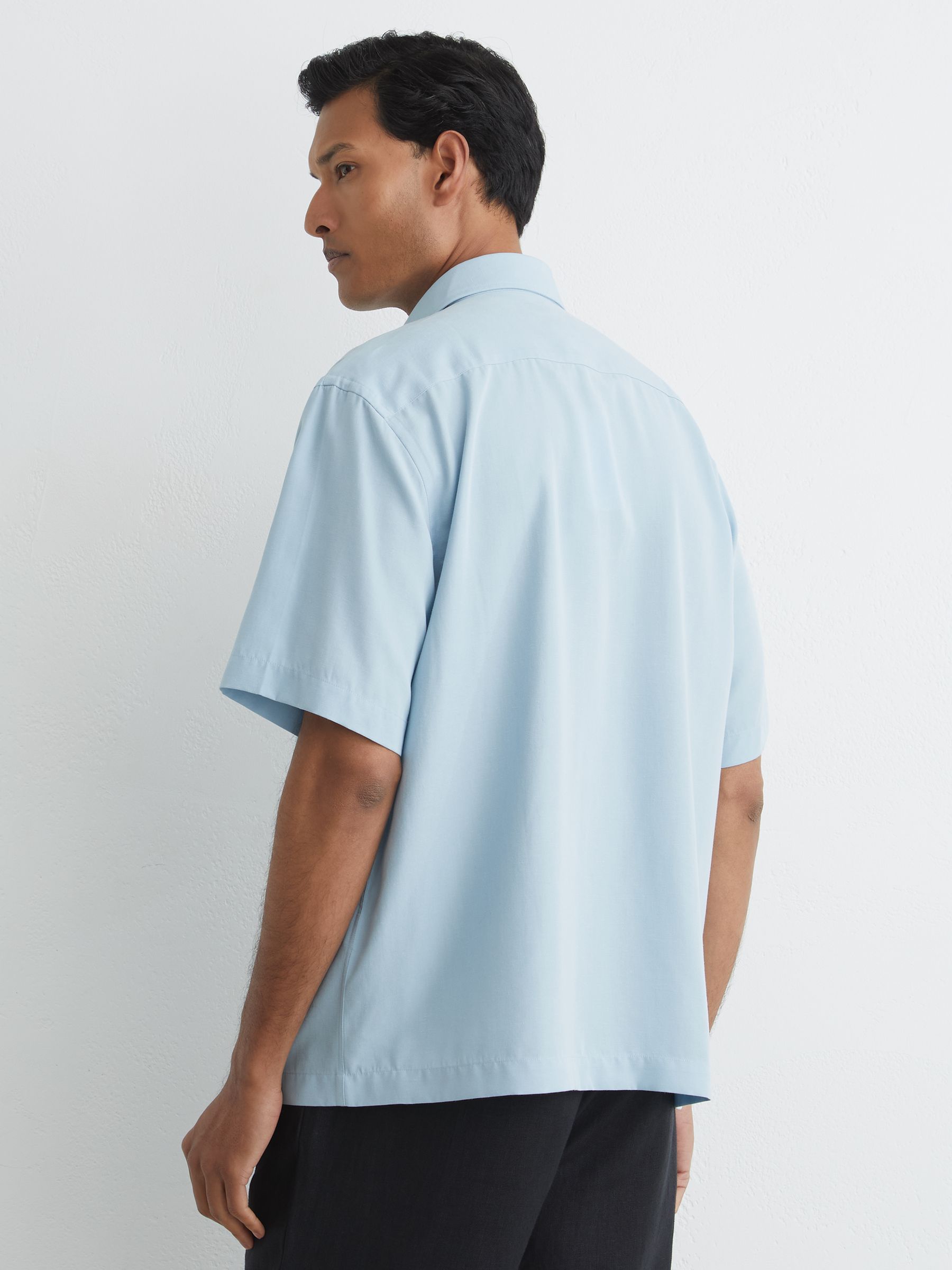 Lyocell-Linen Short-Sleeve Shirt in Soft Blue - image 5