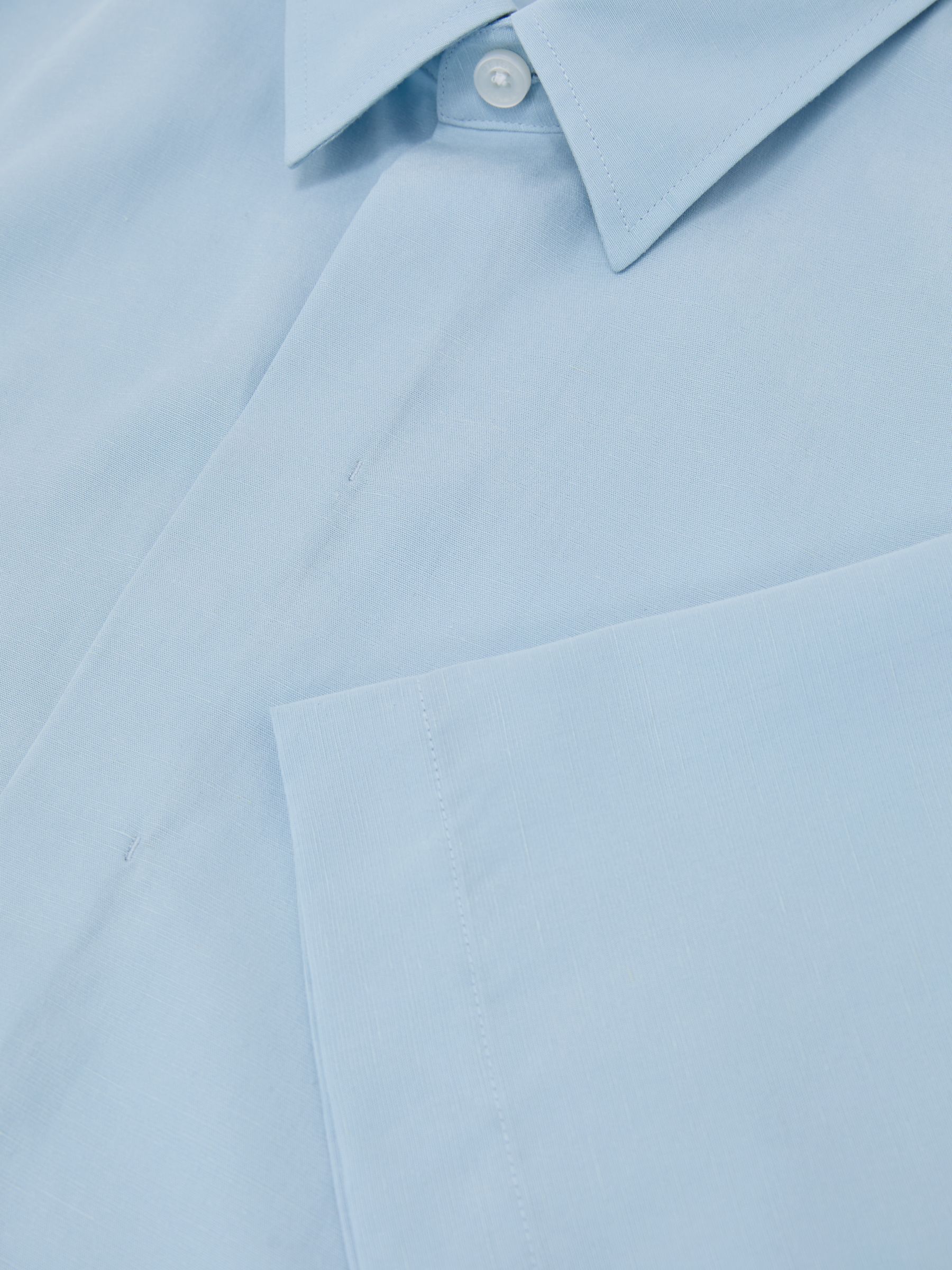 Lyocell-Linen Short-Sleeve Shirt in Soft Blue - Image 7 of 7