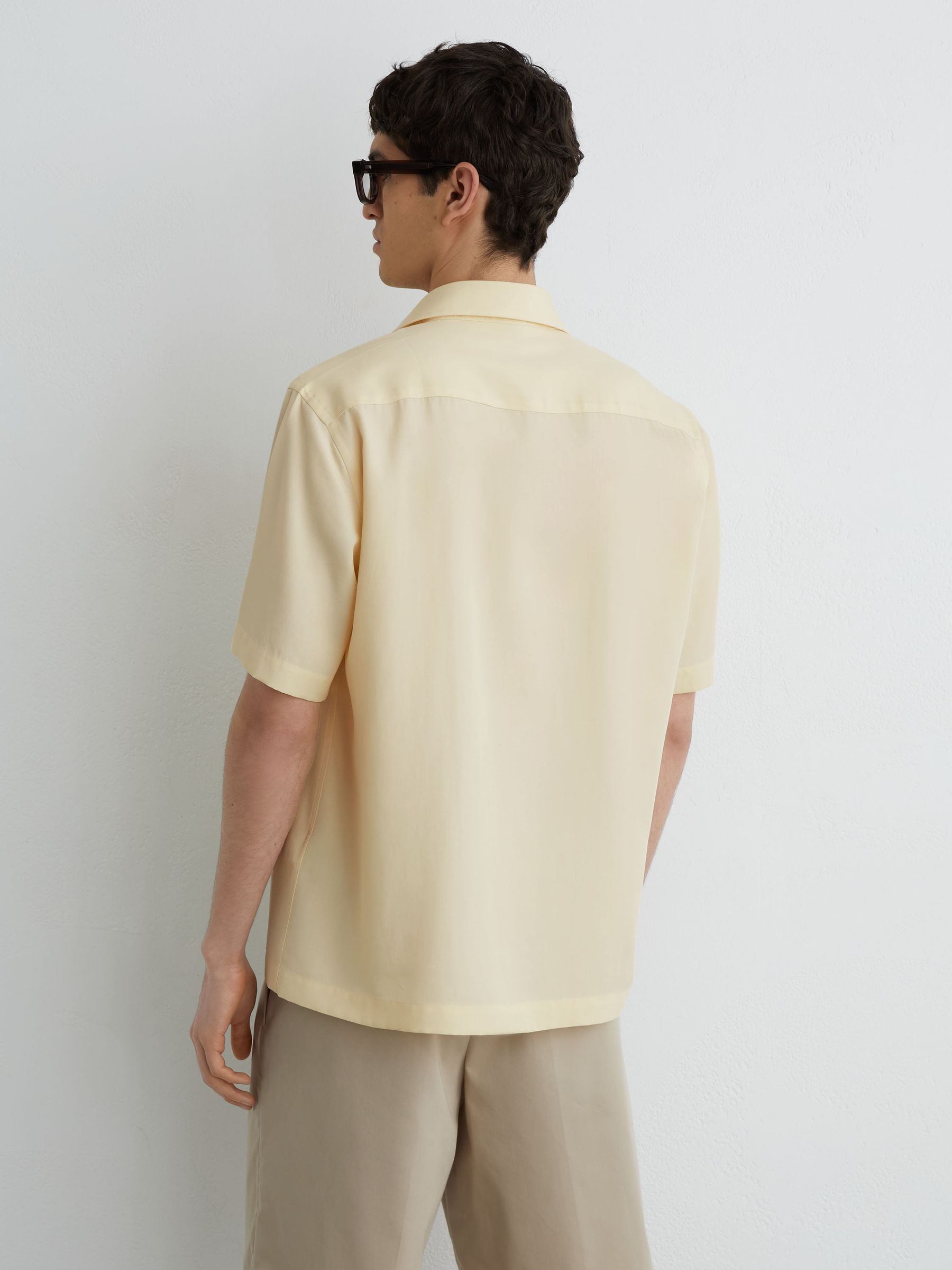 Lyocell-Linen Short-Sleeve Shirt in Lemon Yellow - image 4