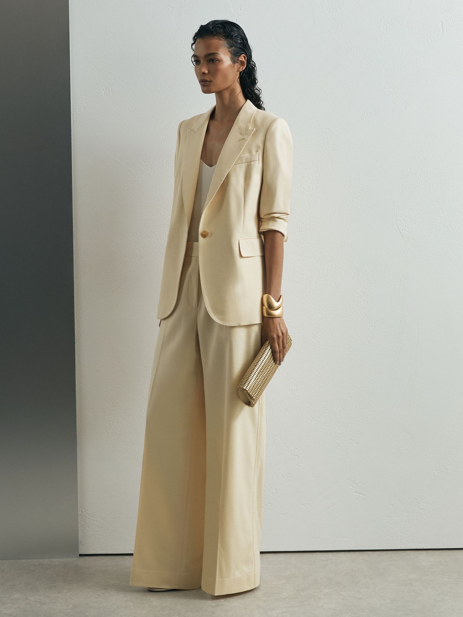 Atelier Cream Silk-Wool Single-Breasted Suit Blazer in Cream - Image 6 of 9