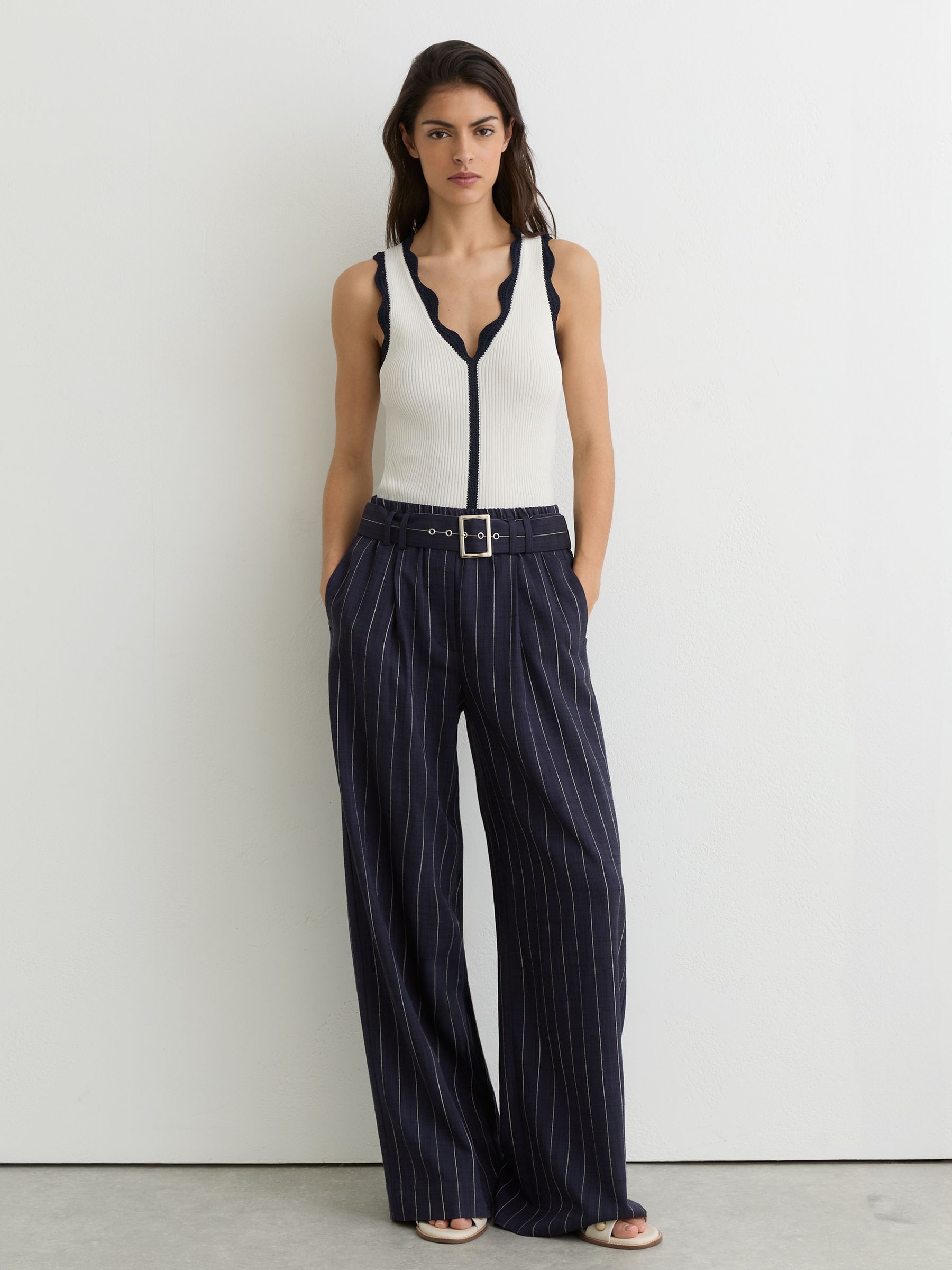 Vest in Ivory/Navy - Image 3 of 6