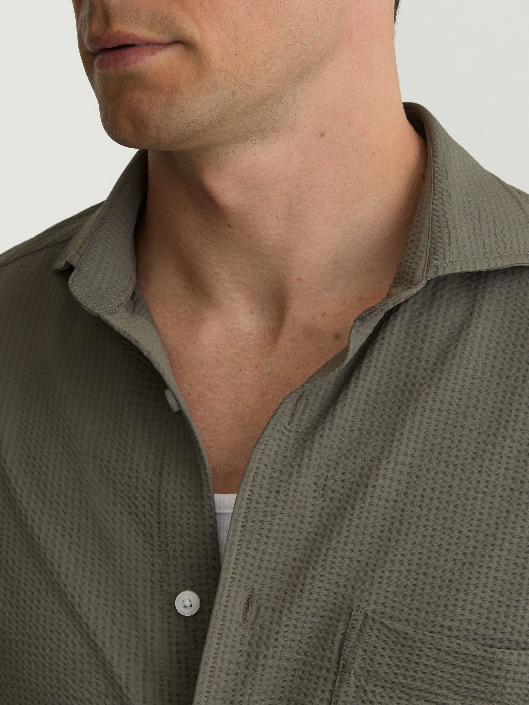 Seersucker Cutaway-Collar Regular-Fit Shirt in Dark Sage Green - Image 4 of 6