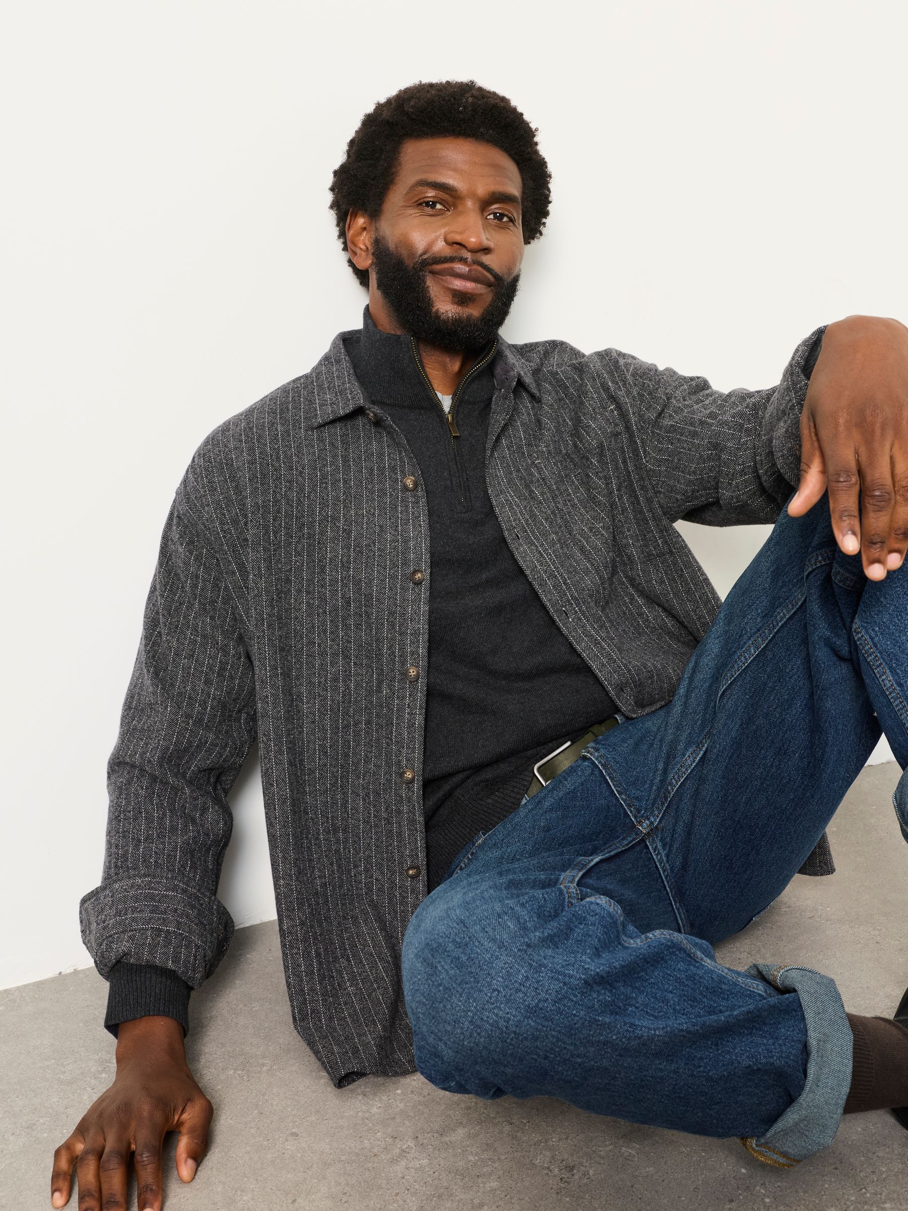 Long Sleeve Relaxed Fit Herringbone Stripe Brushed Shirt in Charcoal Grey - Image 4 of 6