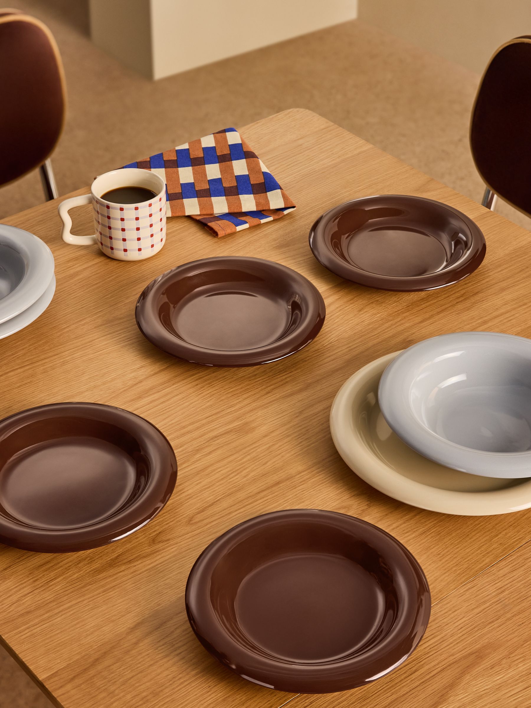 Set of 4 Quell Side Plates in Brown - Image 1 of 3