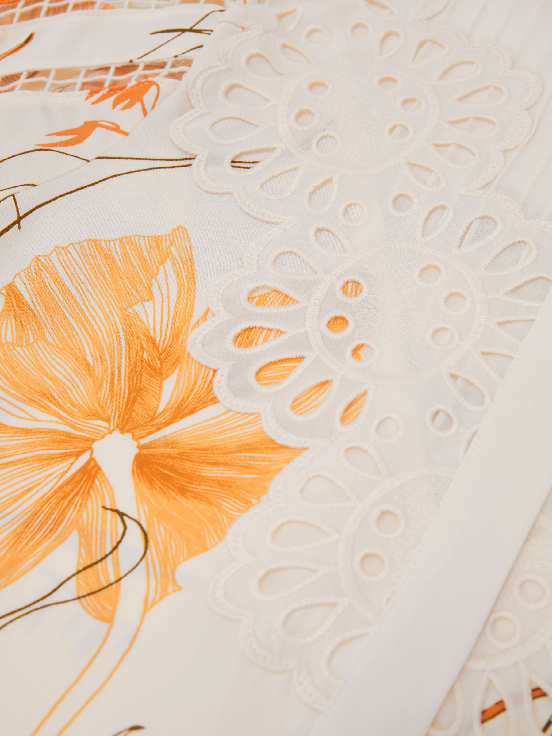 Floral-Print Lace-Trim Blouse in Ivory/Pink - Image 6 of 6