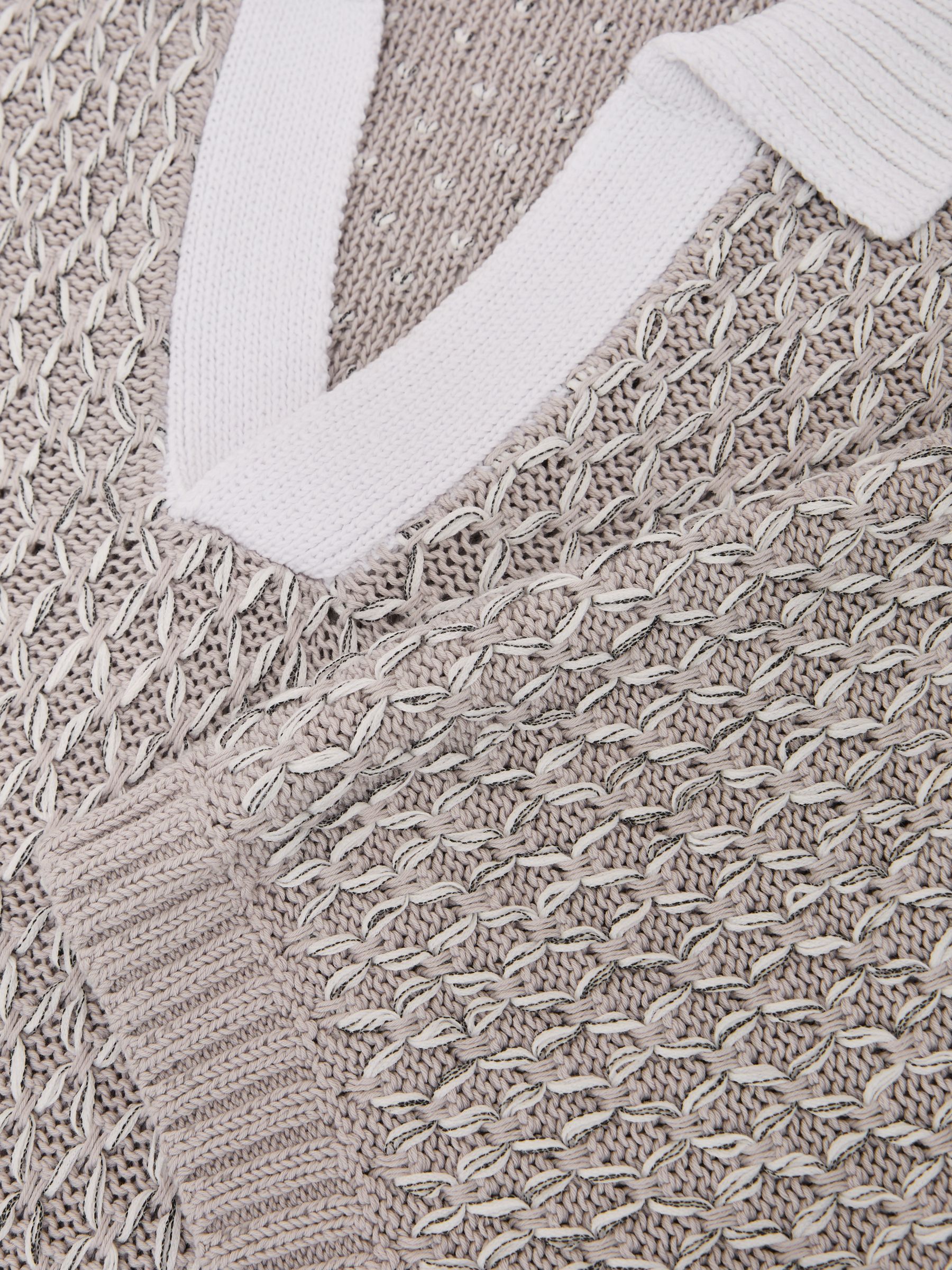 Stitch-Detail Open-Collar Knit Polo Shirt in Soft Grey - image 3