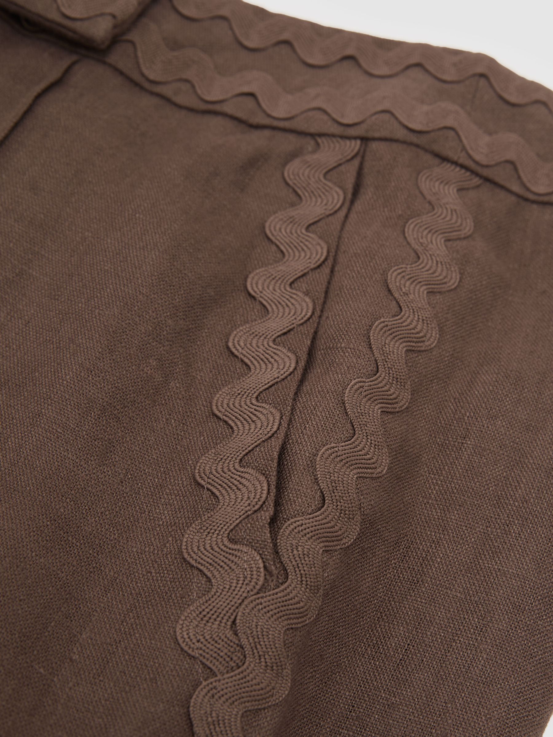 Petite Linen Wave-Trim Tapered Trousers in Brown - Image 7 of 8