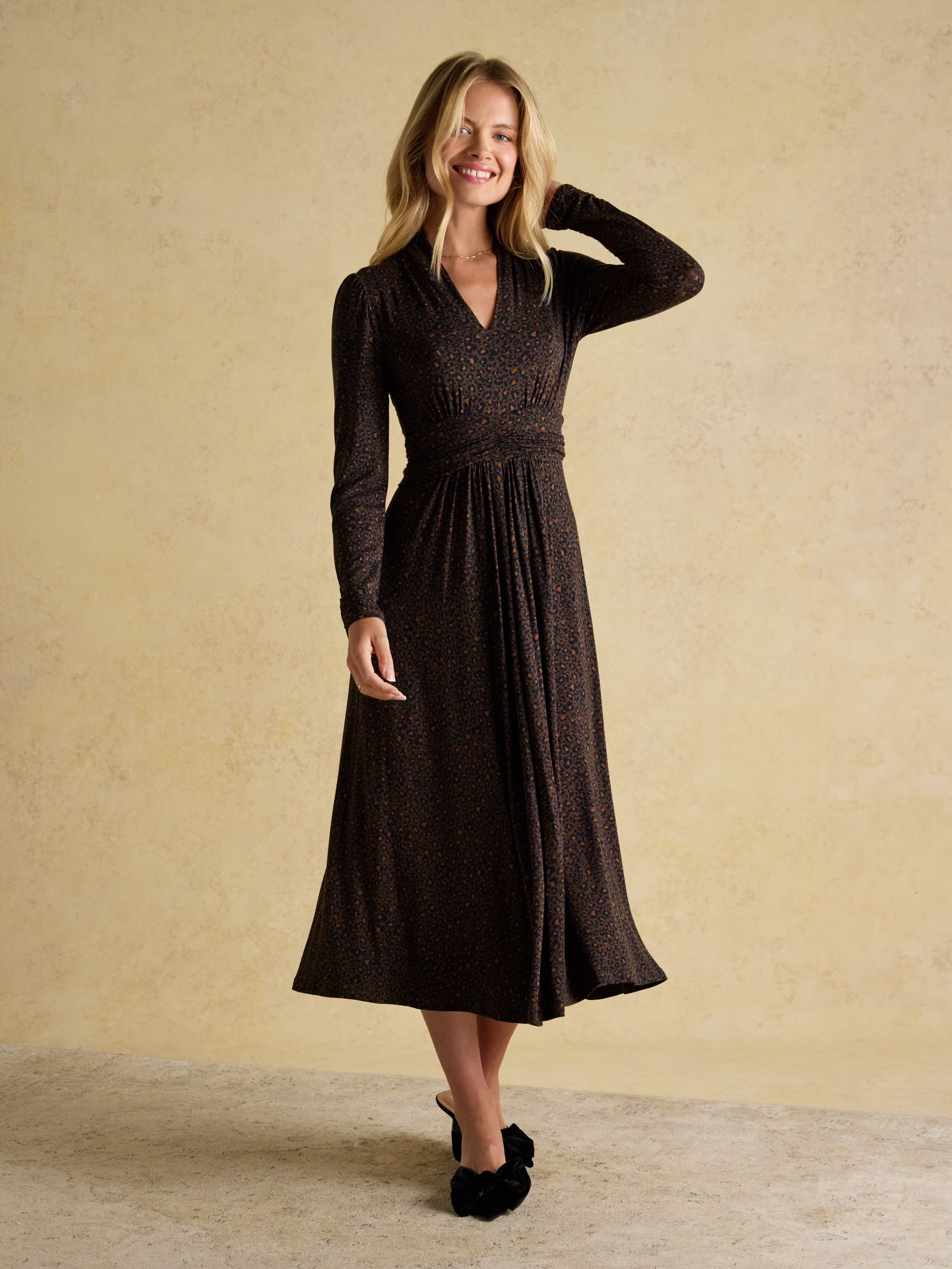 Mina Brown Jersey Ruched Waist Long Sleeve V-Neck Midi Dress - Image 4 of 7