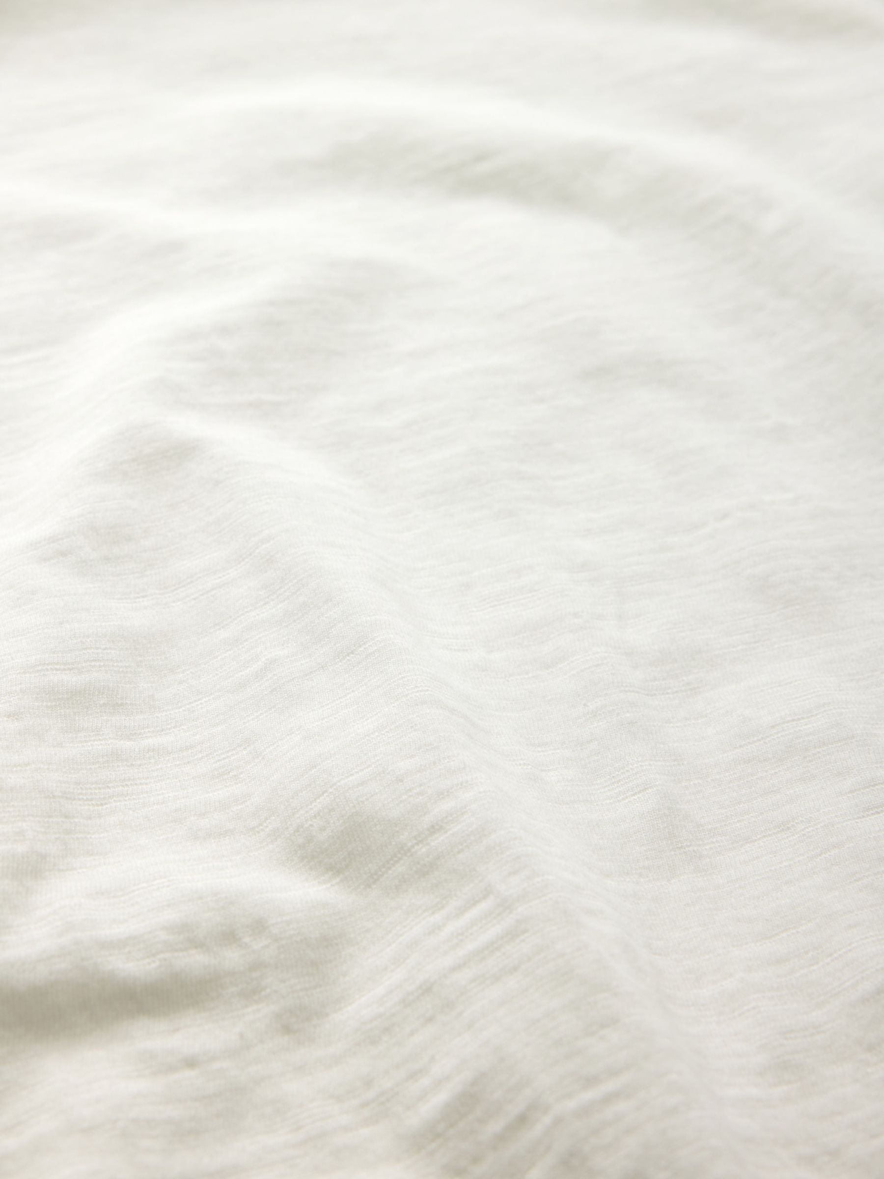 White Slub Curved Hem Short Sleeve T-Shirt - Image 4 of 4
