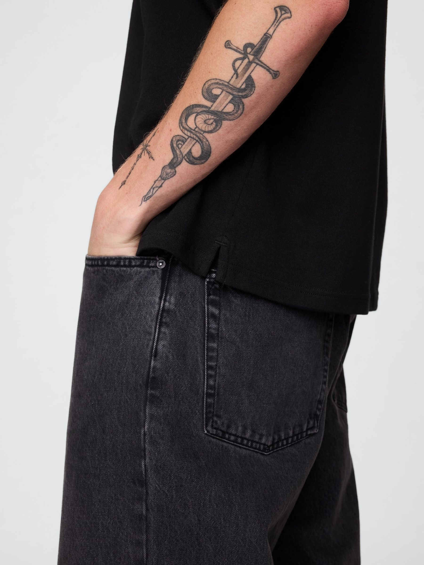 Black World Logo Short Sleeve T-Shirt - Image 4 of 5