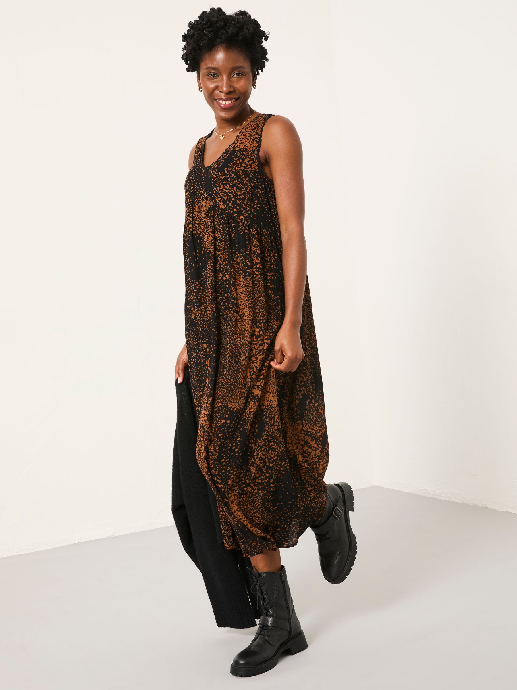 Aileen Black Layered Animal Regular 2 in 1 Midi Dress - Image 4 of 6