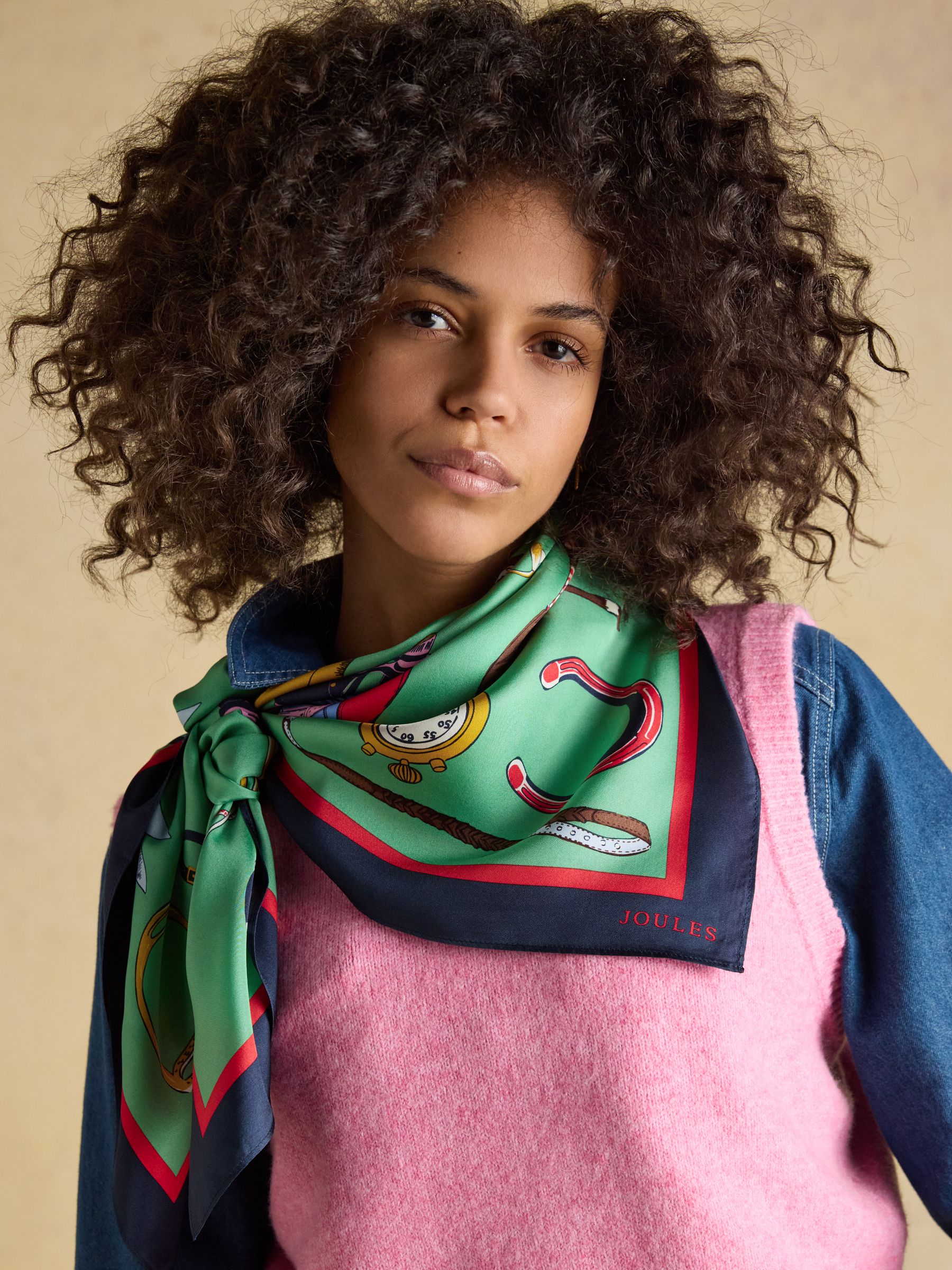 Bloomfield Green Equestrian Square 100% Silk Scarf - Image 2 of 5