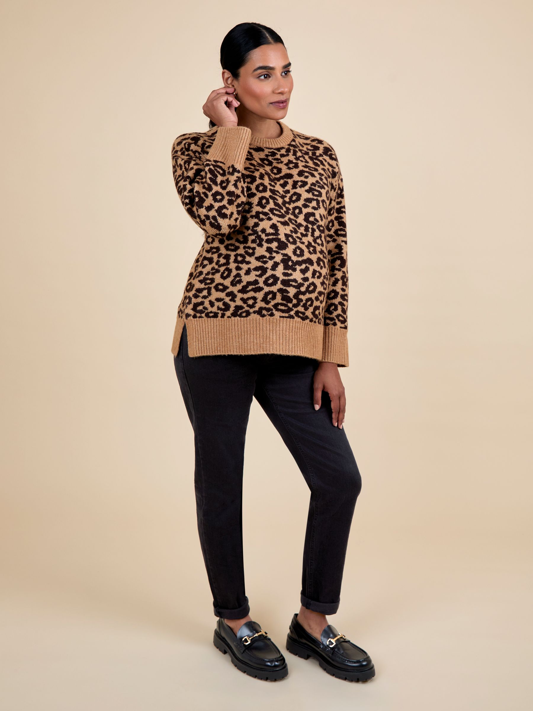 Brown Animal Crew Neck Maternity And Nursing Jumper - Image 7 of 8