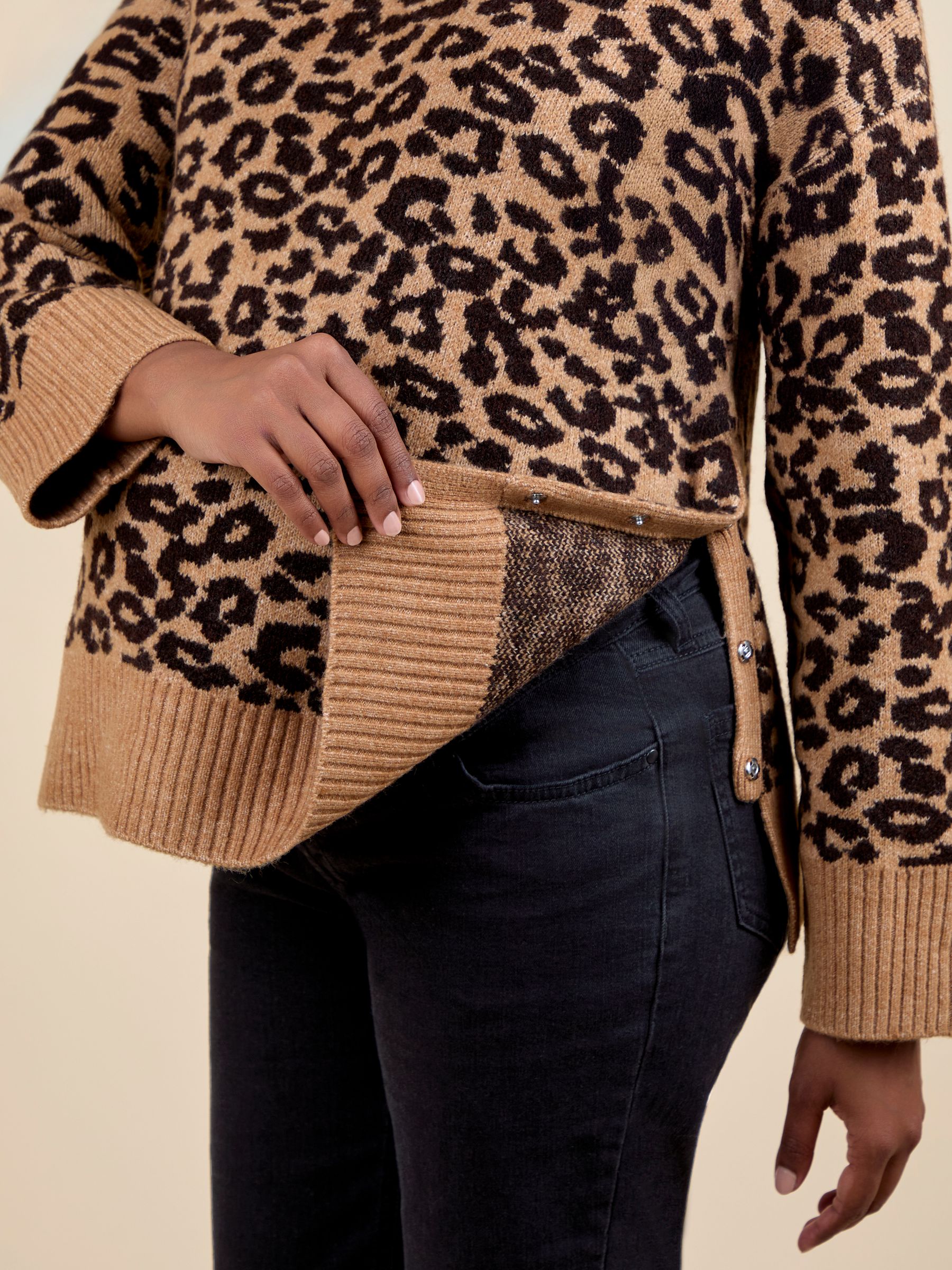 Brown Animal Crew Neck Maternity And Nursing Jumper - Image 8 of 8
