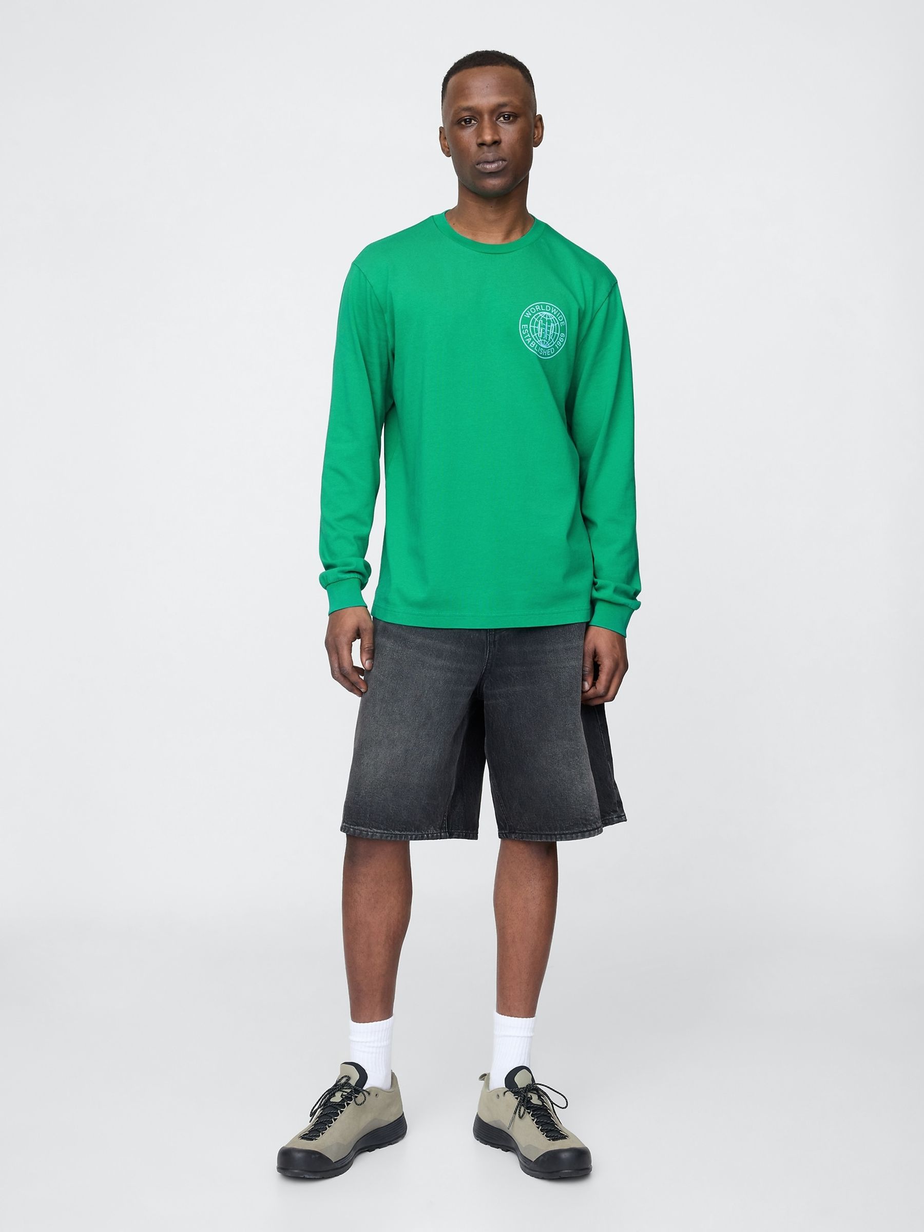 Green Long Sleeve 100% Cotton World Logo T-Shirt - Image 3 of 5
