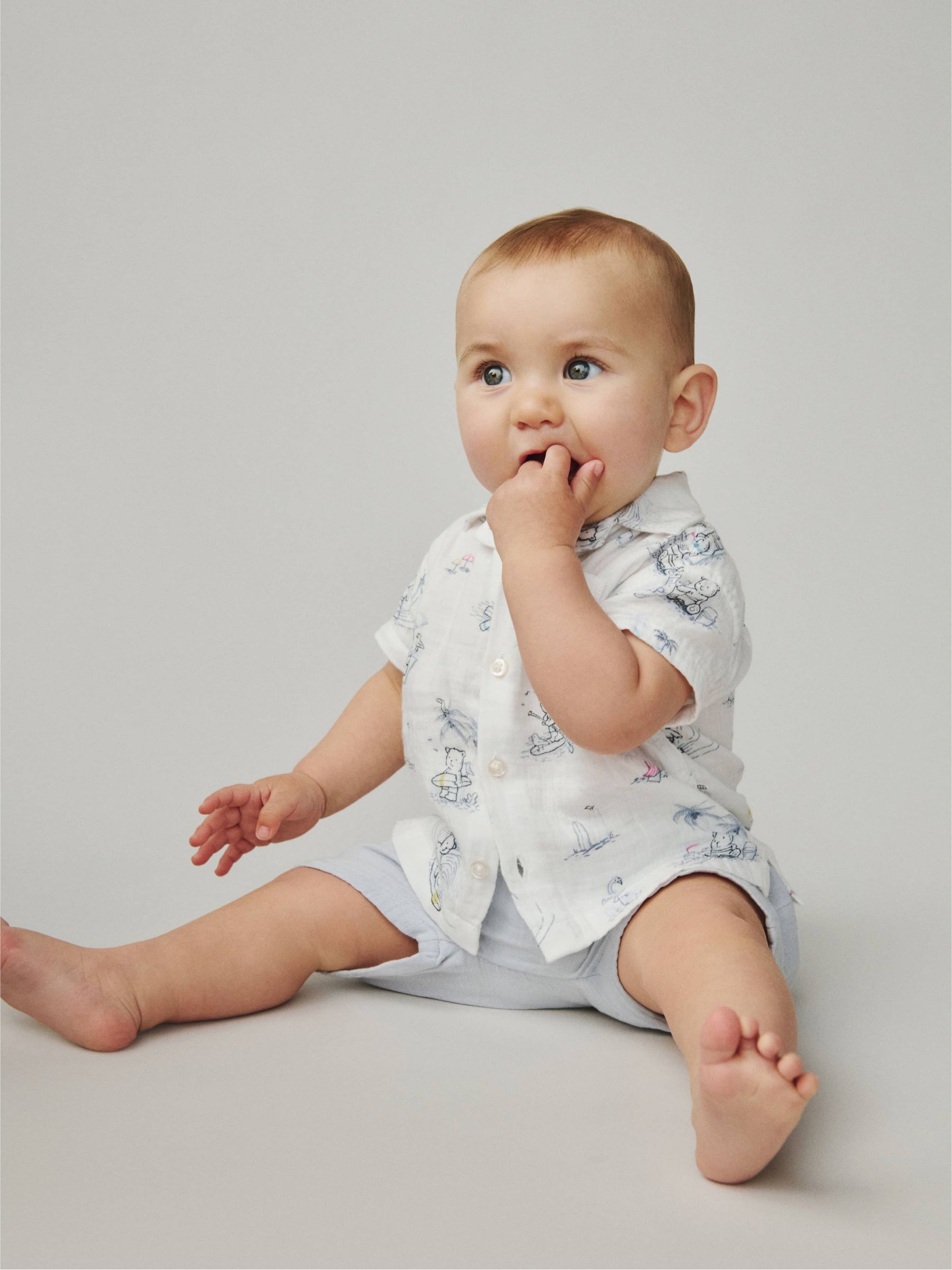 White/Grey Crinkle Gauze Shirt & Shorts (Newborn-24mths) - Image 3 of 3