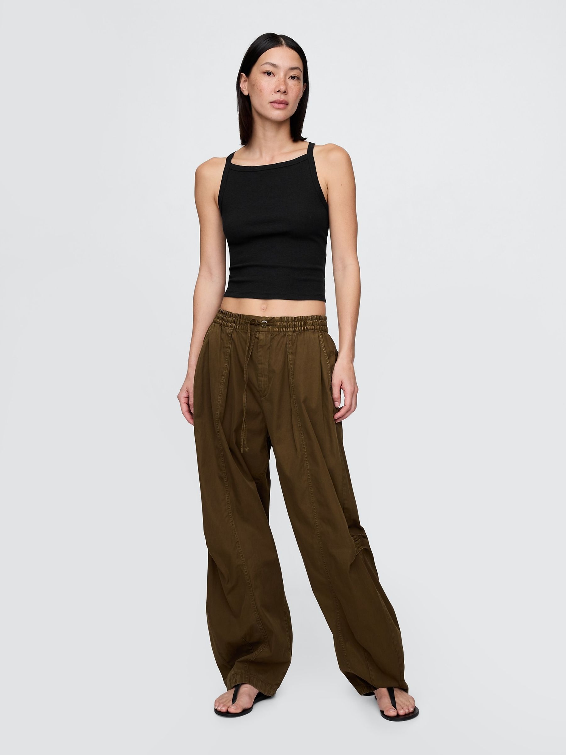 Black Modern Apron-Neck Crop Vest - Image 3 of 4