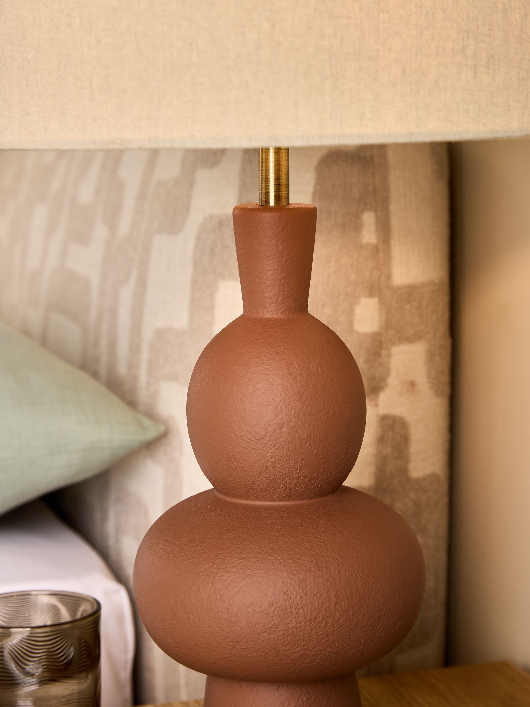 Freyja Ceramic Table Lamp in Brown - Image 2 of 4