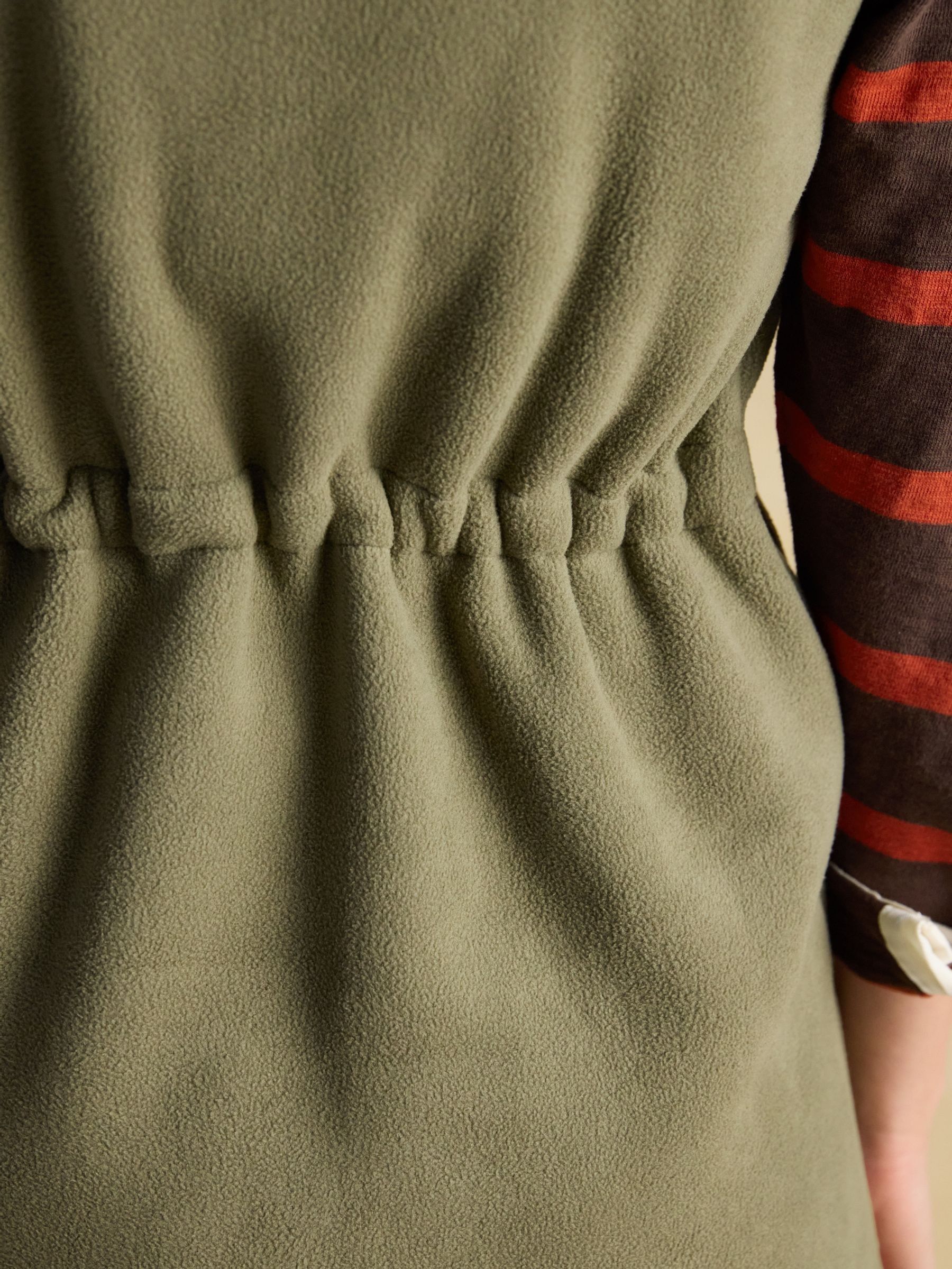 Heritage Light Green Longline Fleece Gilet - Image 10 of 11