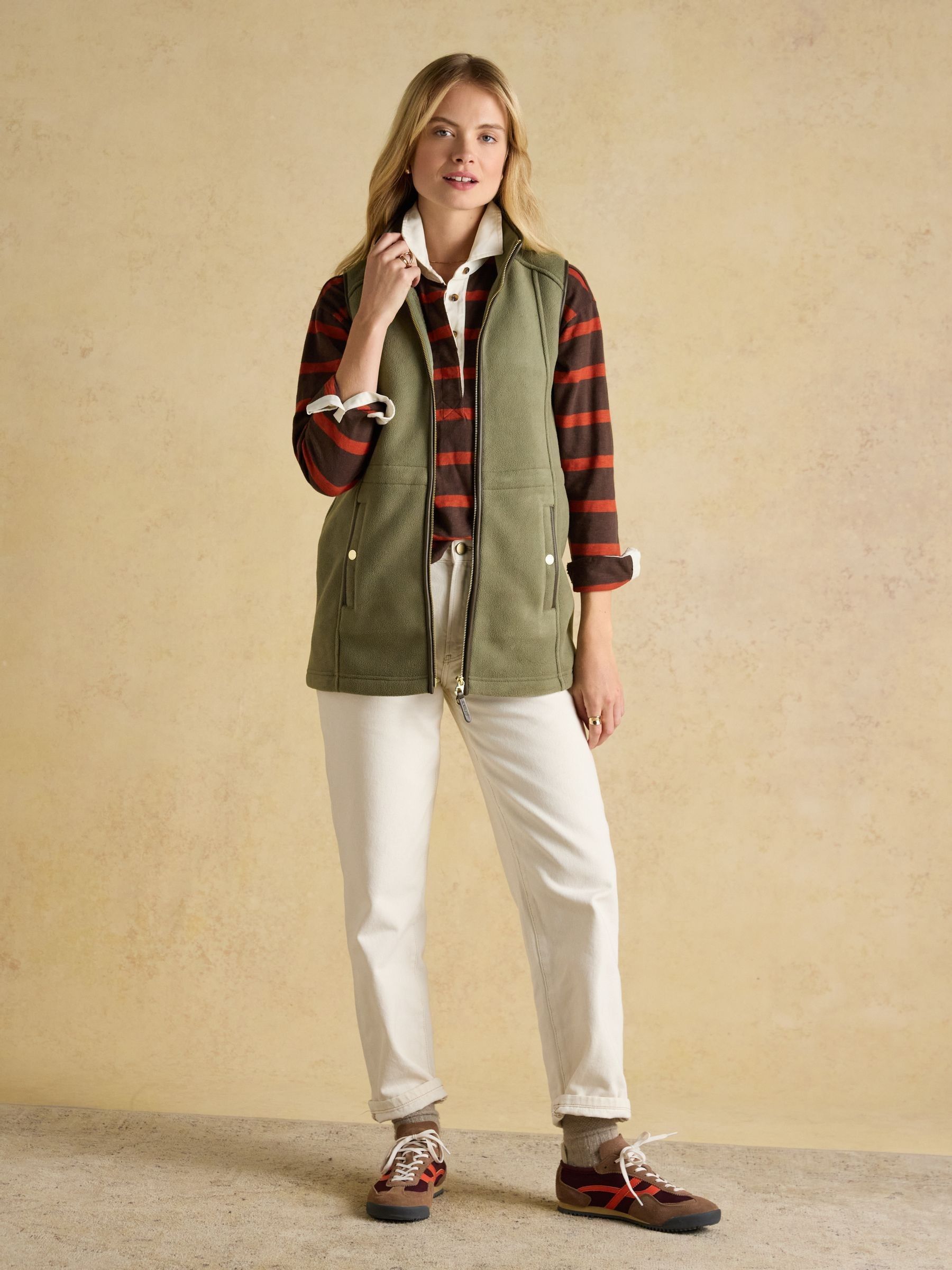 Heritage Light Green Longline Fleece Gilet - Image 3 of 11