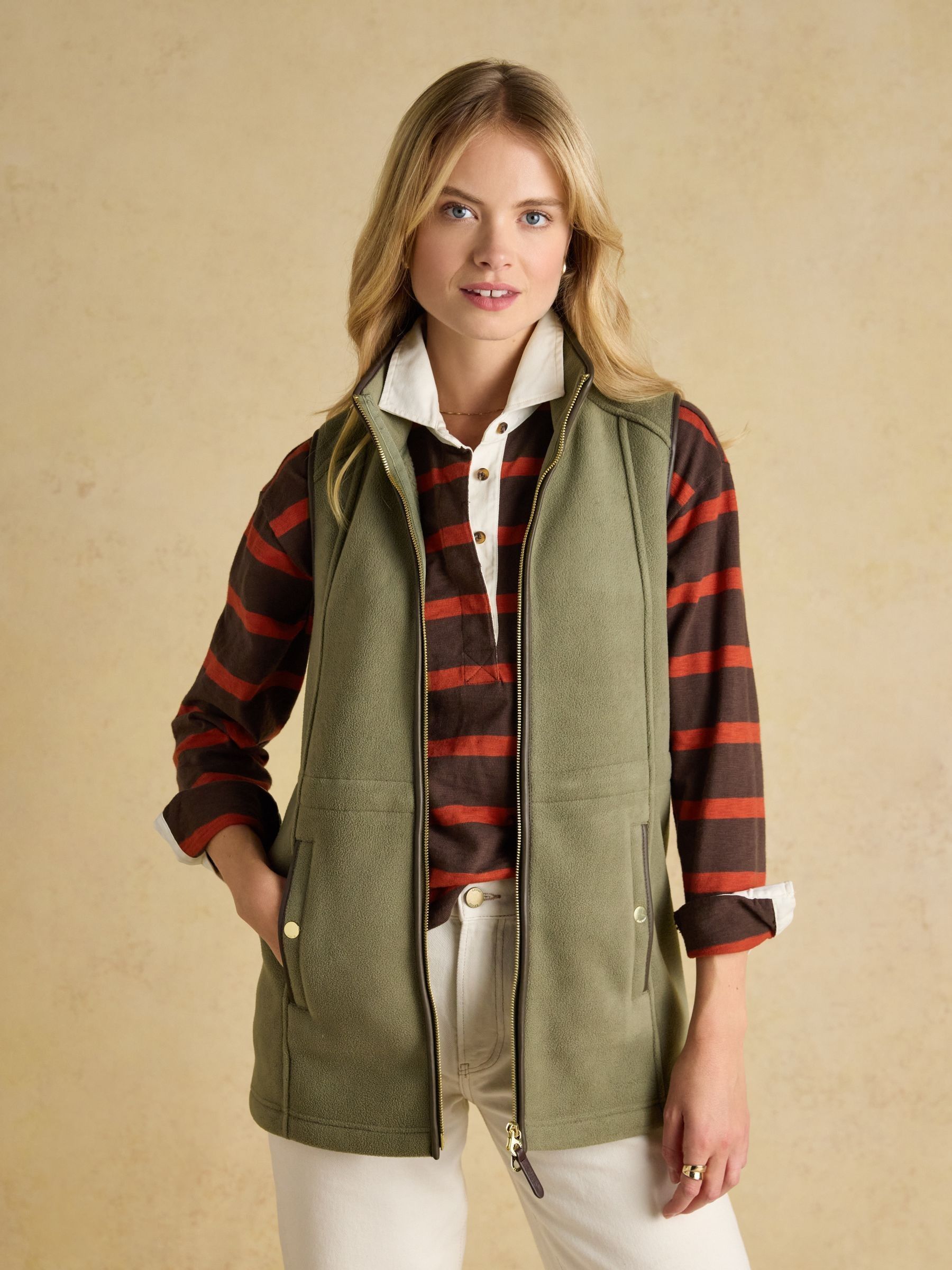 Heritage Light Green Longline Fleece Gilet - Image 5 of 11