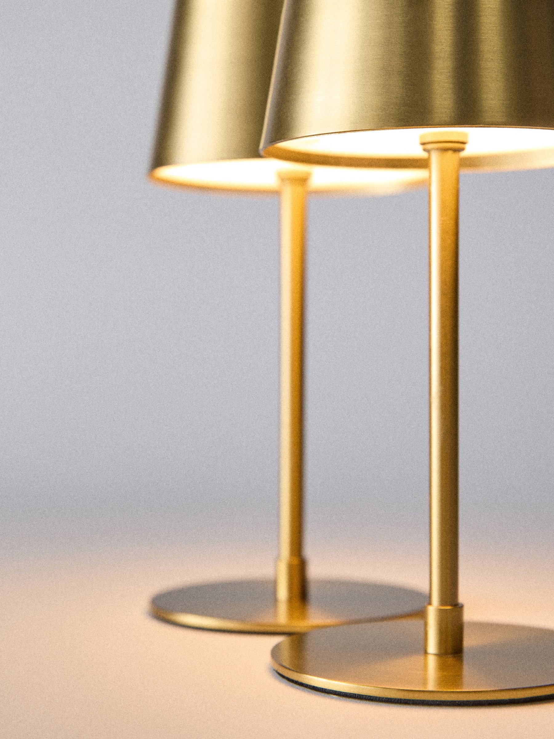2 Pack Brass Rechargeable Table Lamps - Image 6 of 10