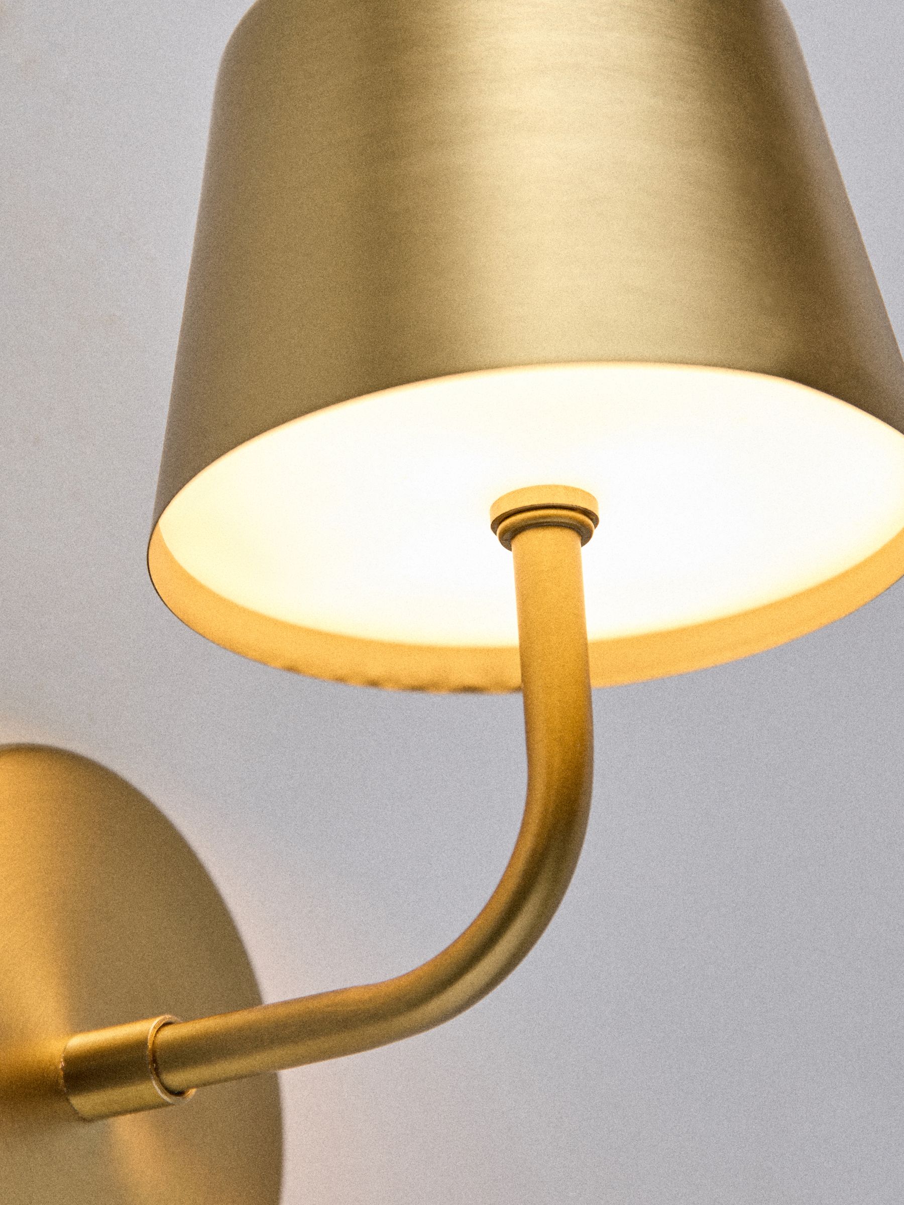 2 Pack Brass Rechargeable Wall Lights - Image 5 of 5