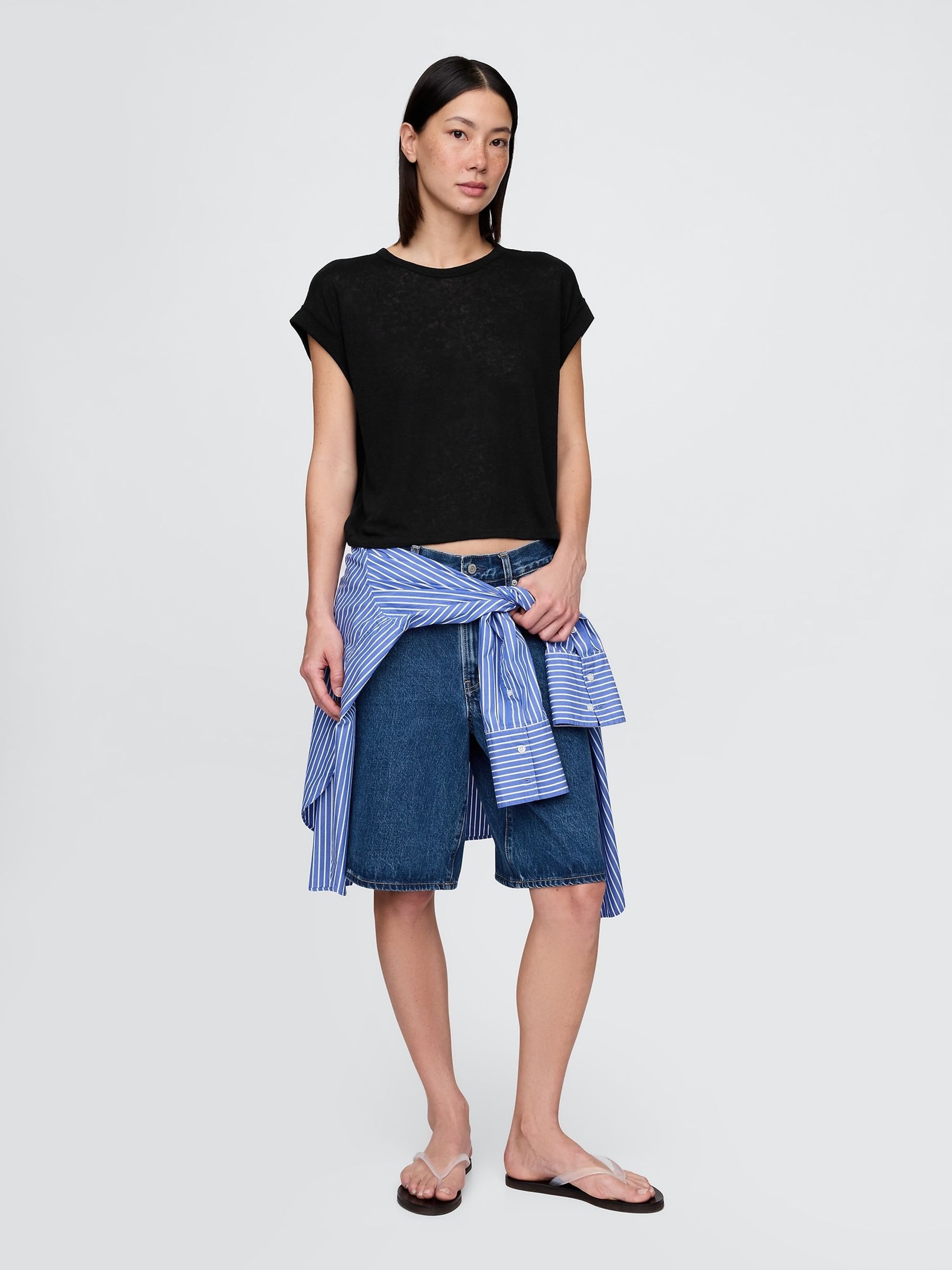 Black Linen-Blend Roll-Cuff T-Shirt - Image 3 of 4
