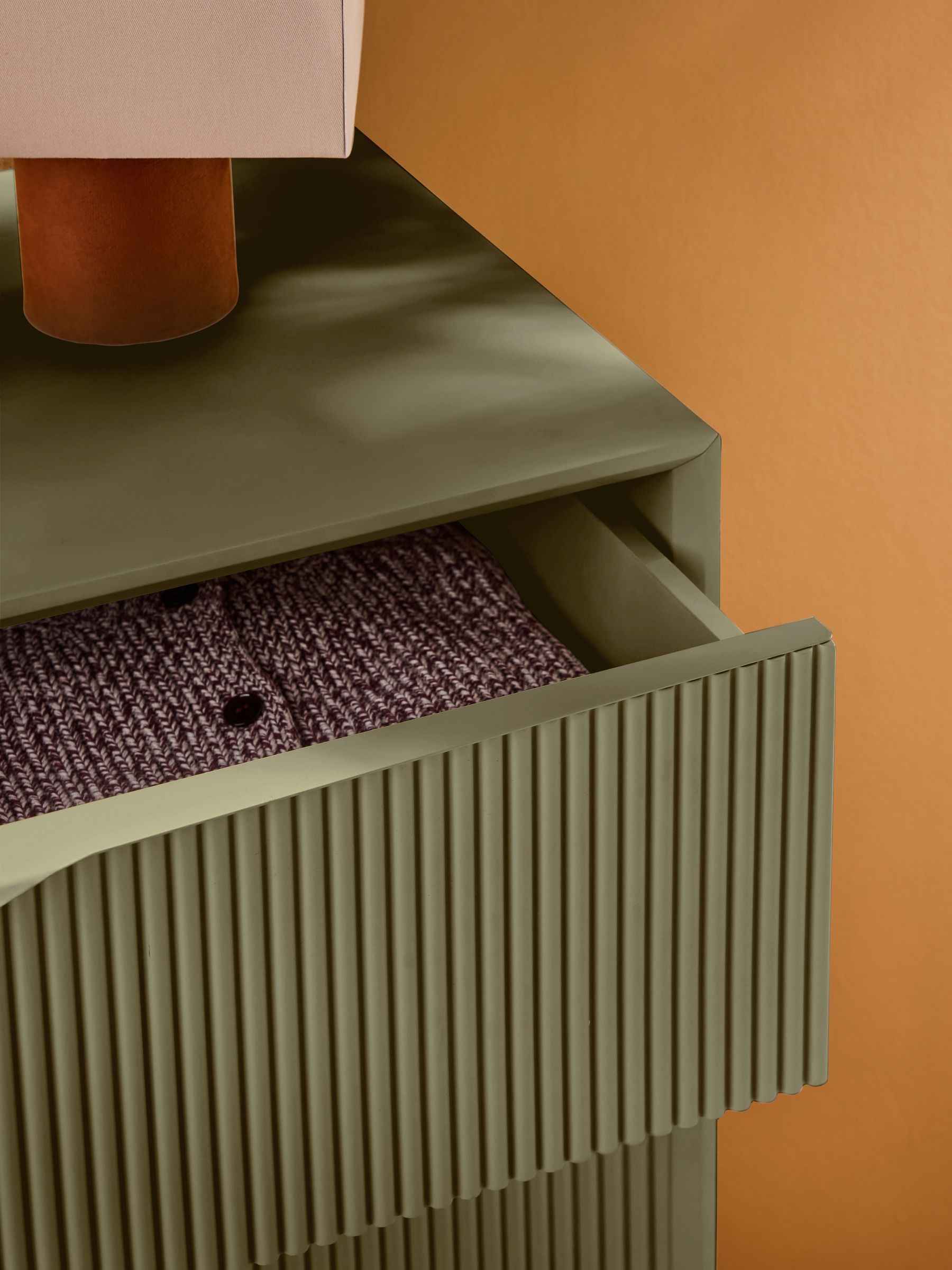 Elian 4 Drawer Chest in Green - Image 2 of 6