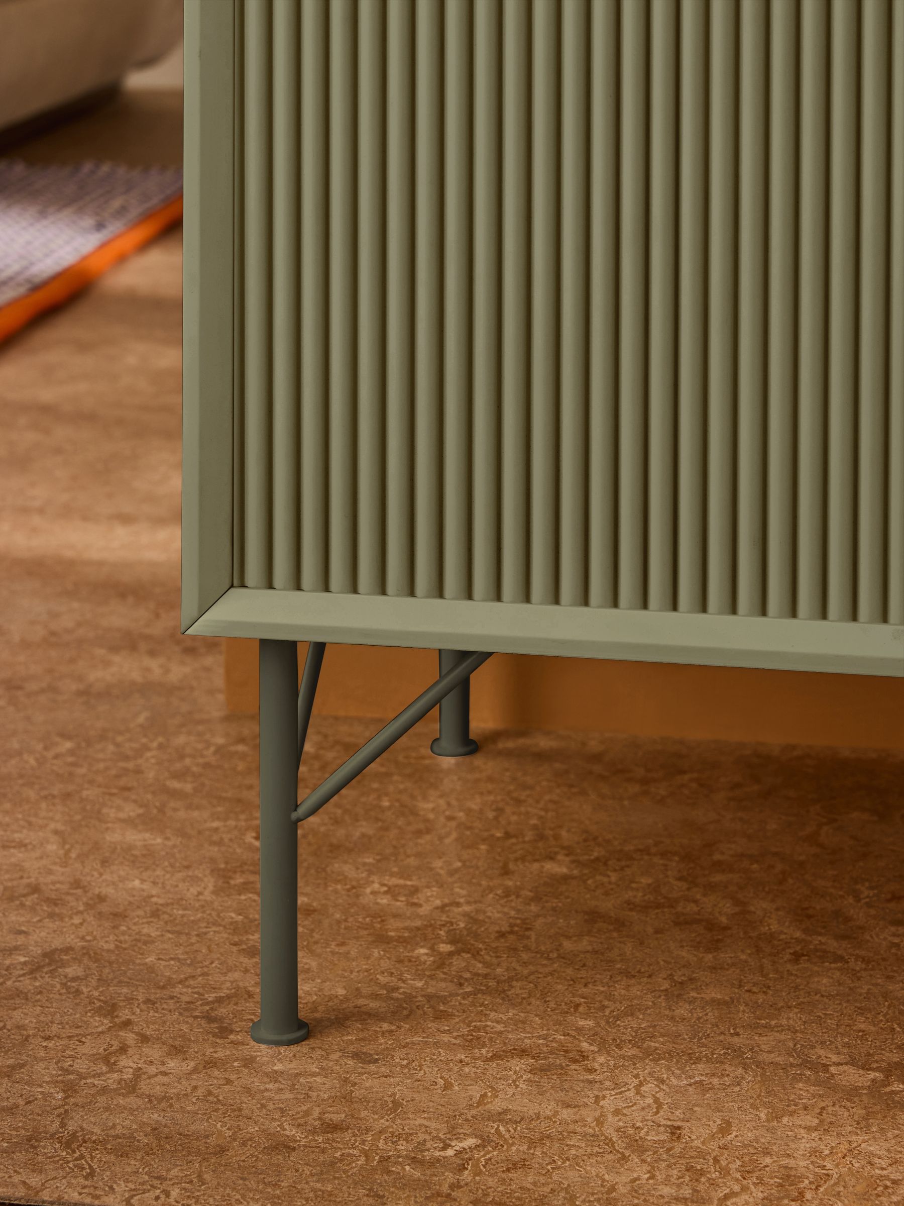 Elian 4 Drawer Chest in Green - Image 3 of 6