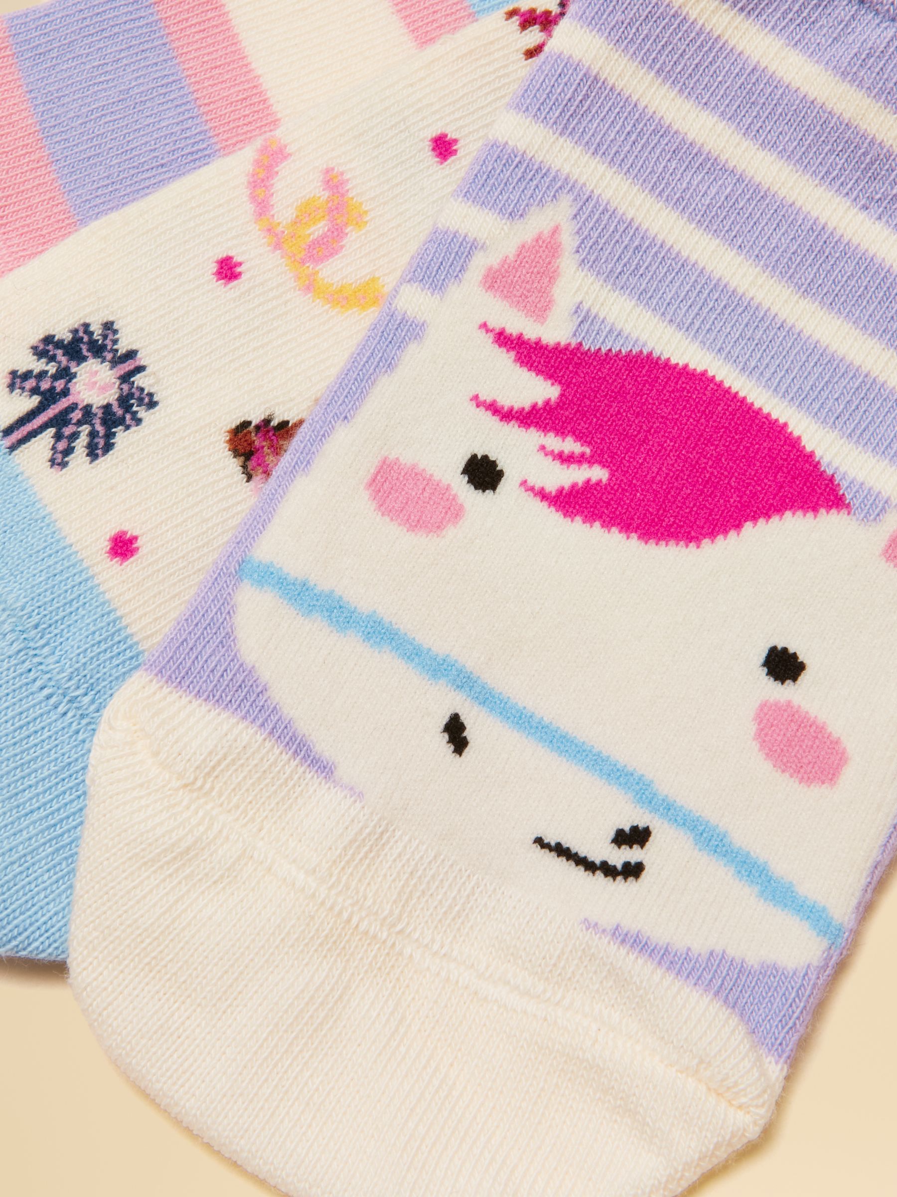 Kids' Rilla Cream & Lilac Horse Printed Socks 3 Pack - Image 2 of 3