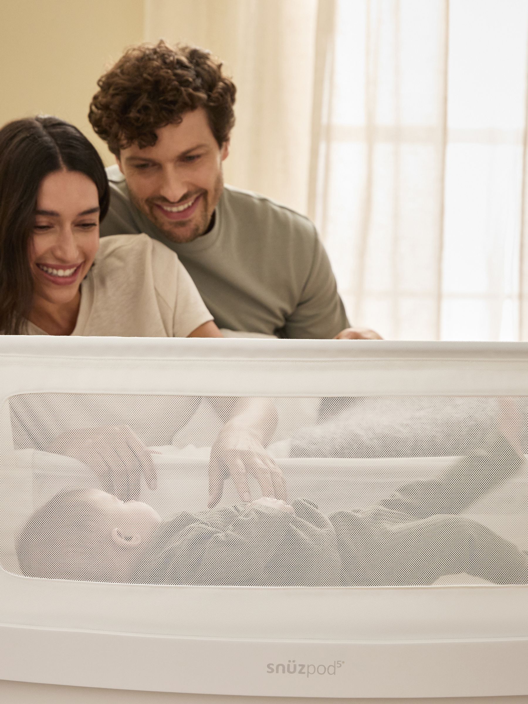 Snuz White SnuzPod 5 Bedside Crib - Image 2 of 8