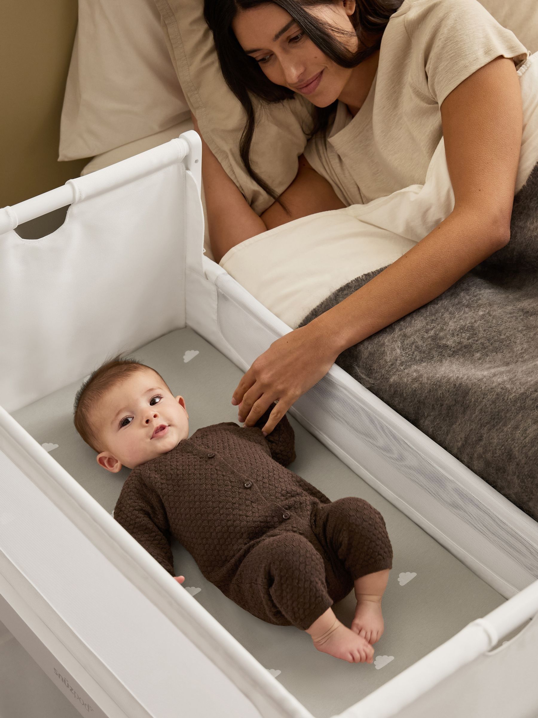 Snuz White SnuzPod 5 Bedside Crib - Image 3 of 8