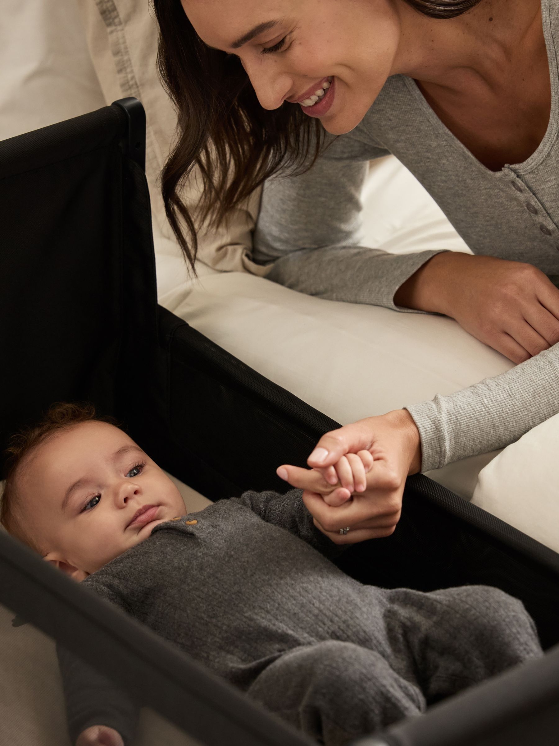 Snuz Graphite SnuzPod 5 Bedside Crib - Image 3 of 8