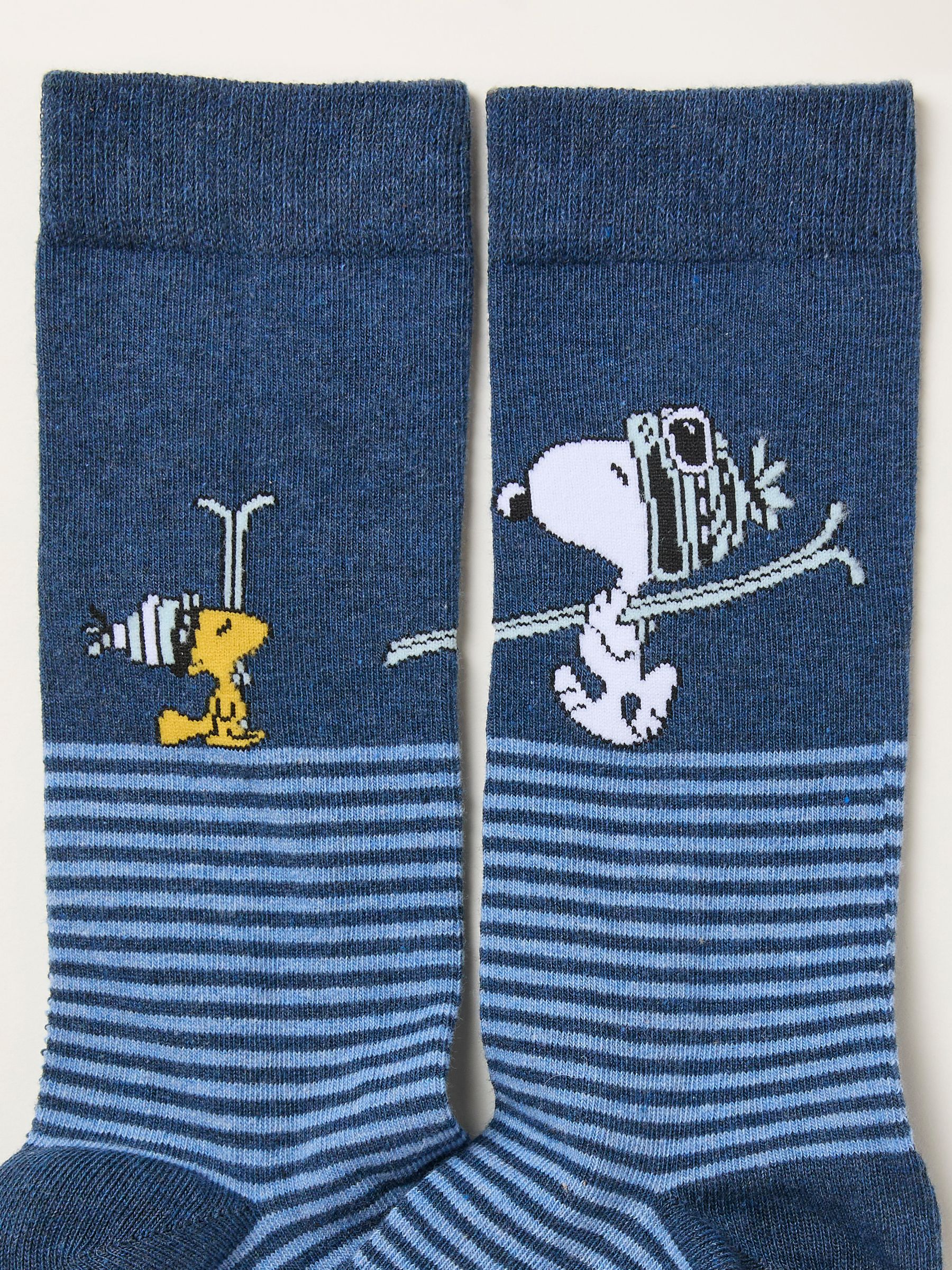 Navy 2 Pairs of Mens Snoopy Socks - Image 3 of 3