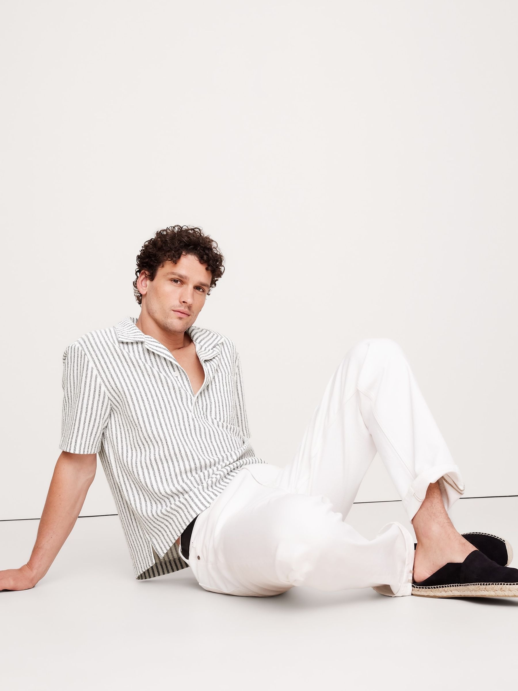 Banana Republic White Stripe Terry Polo Shirt - Image 4 of 4