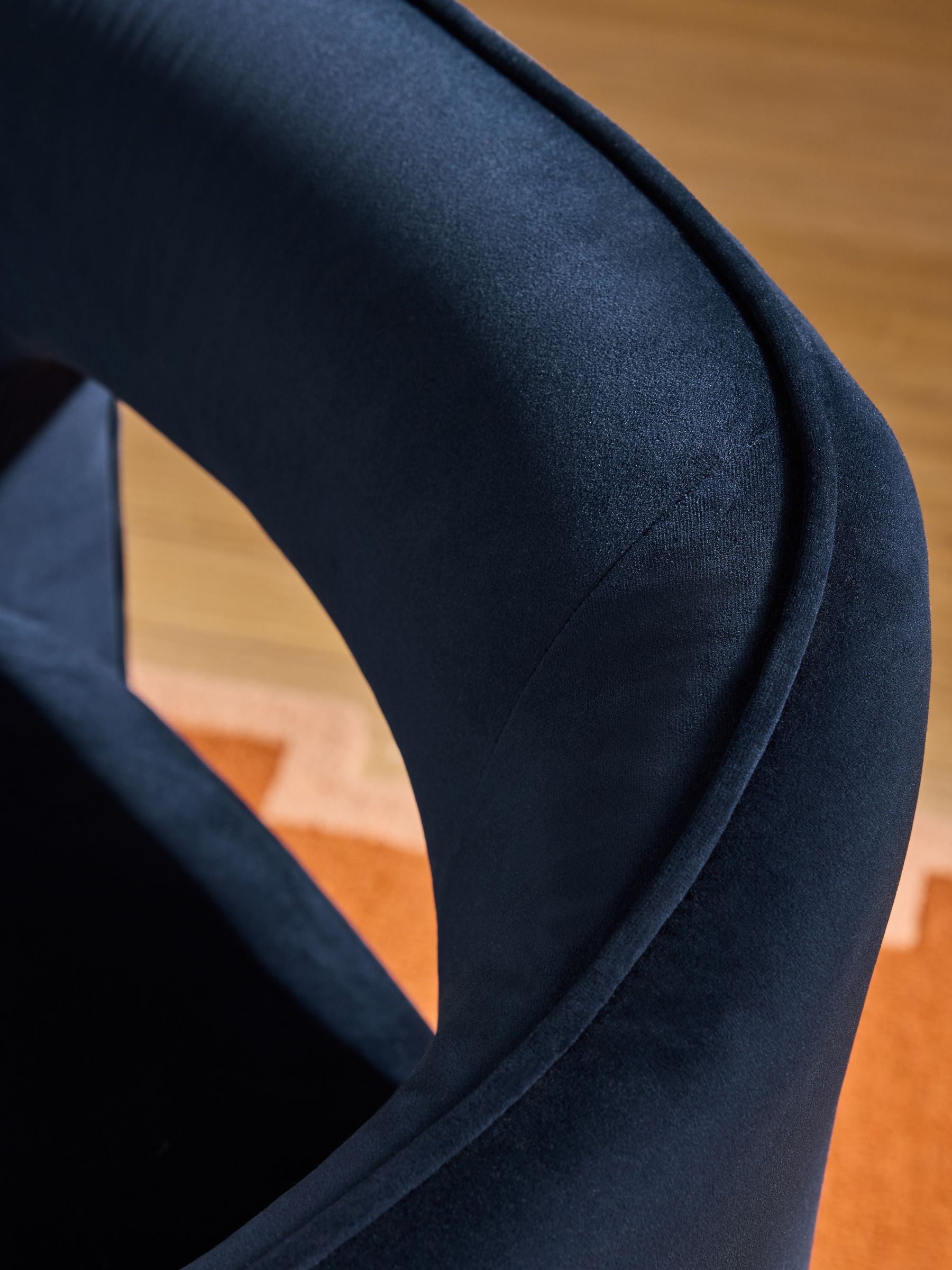 Sariah Dining Chair in Velvet Navy - Image 3 of 5