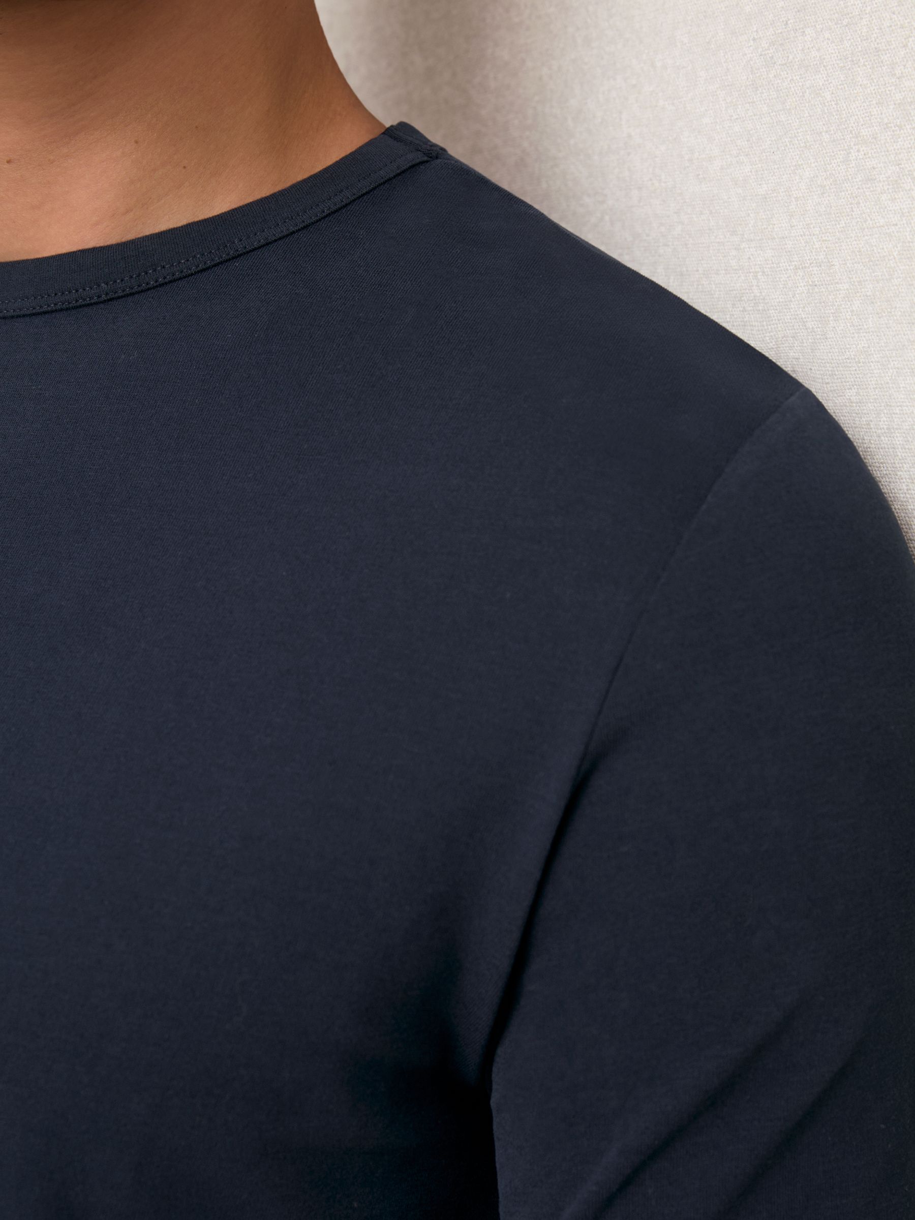 Stretch-Cotton Crew-Neck T-Shirt in Navy - Image 4 of 6