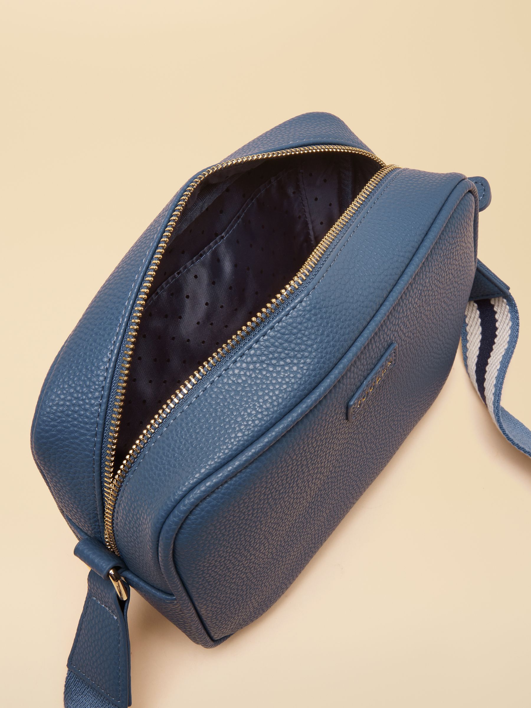 Trent Blue Adjustable Cross Body Bag - Image 8 of 8 Trent Blue Adjustable Cross Body Bag - Image 8 of 8