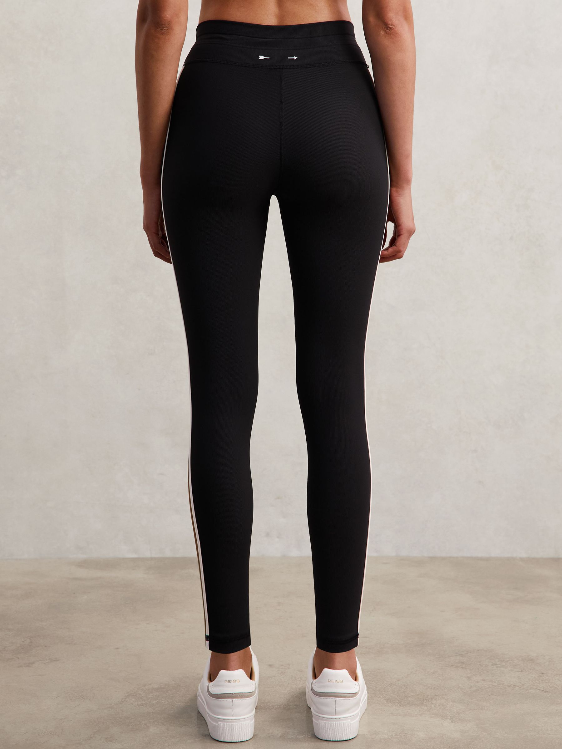 Leggings in Black - Image 4 of 5