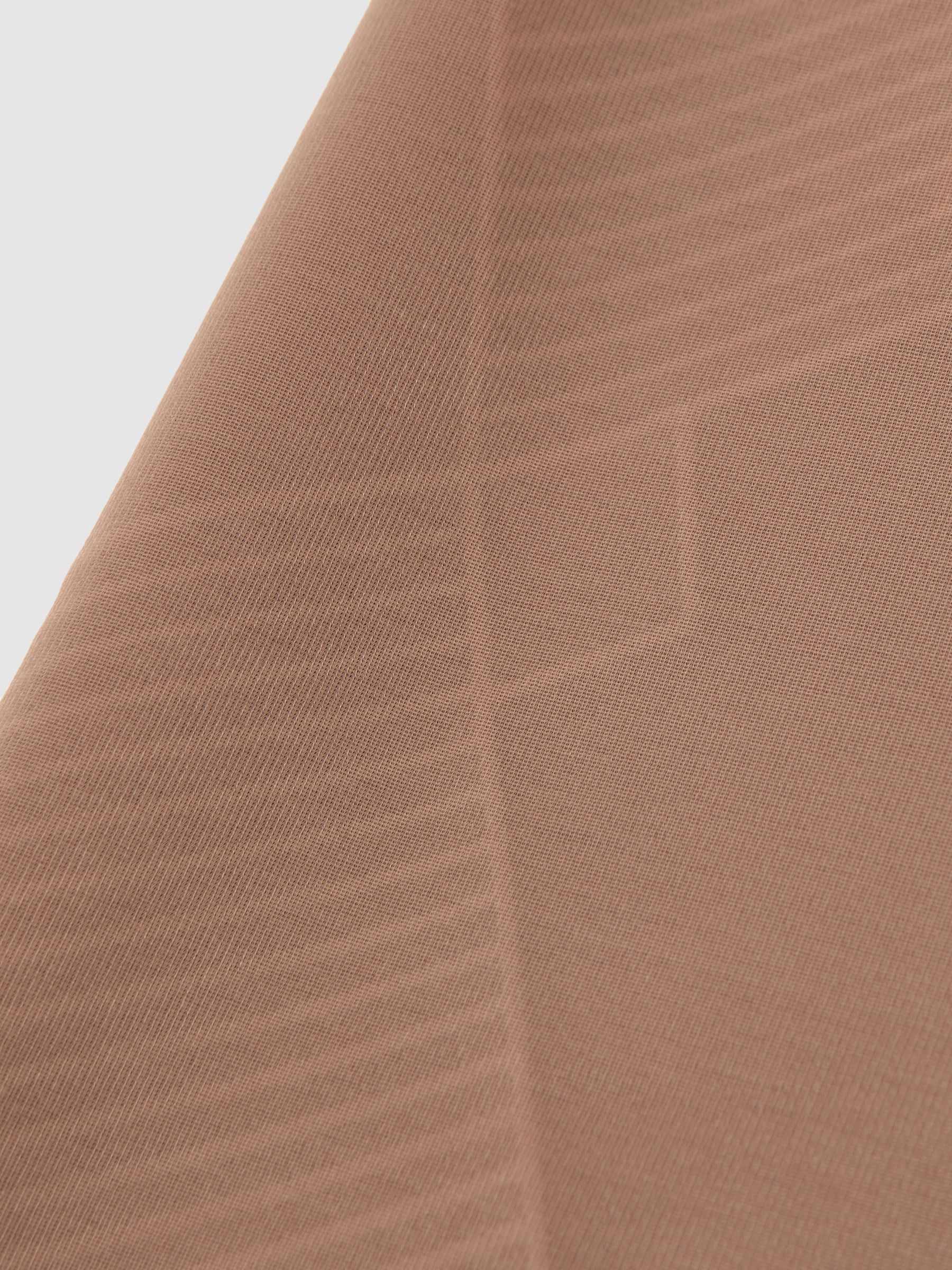 شورت داخلي لشد الجسم بخصر مرتفع وطول يصل إلى منتصف الفخذ باللون البني الفاتح - صورة 2 من 2