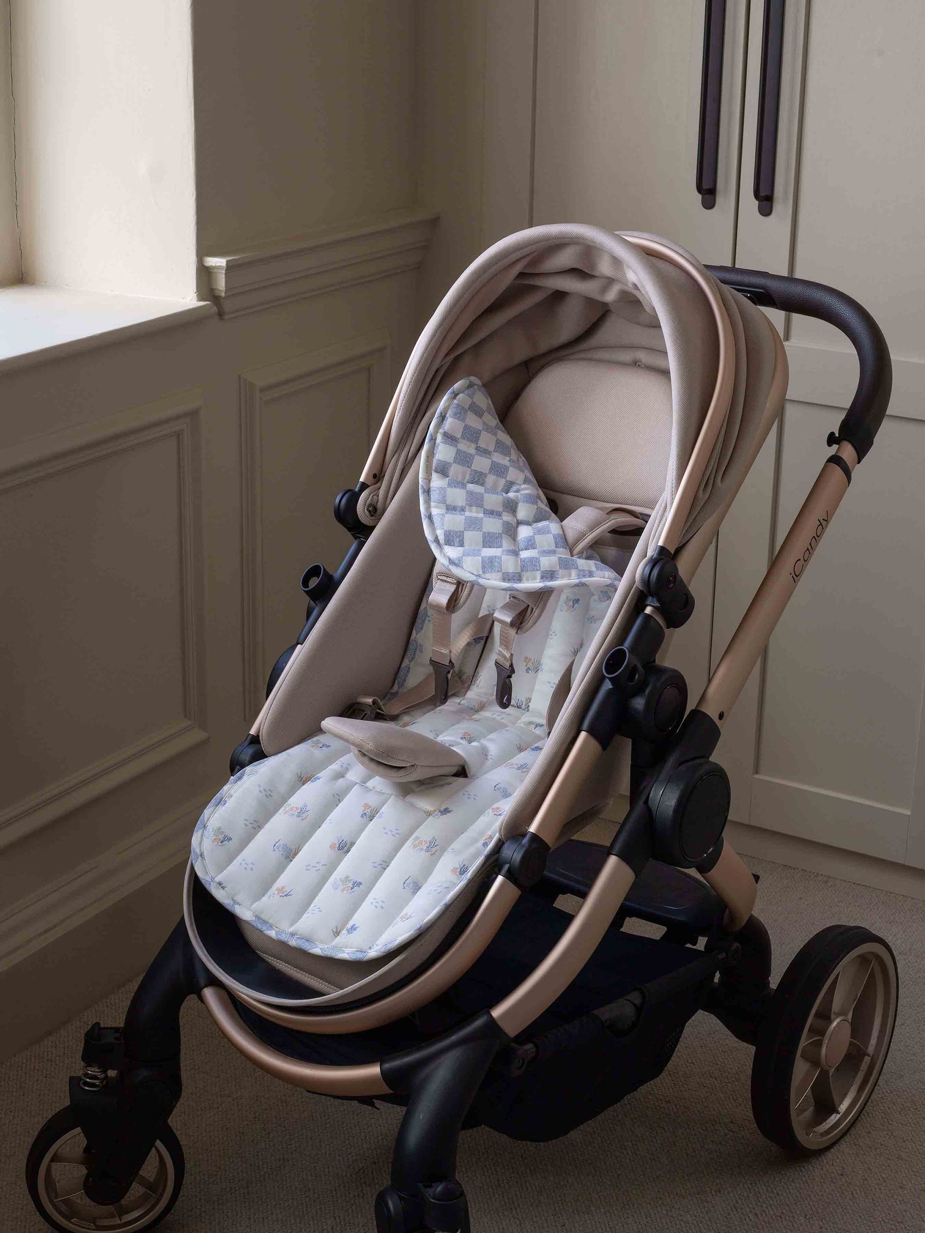 Coastline Pram Liner - Image 2 of 5 Coastline Pram Liner - Image 2 of 5