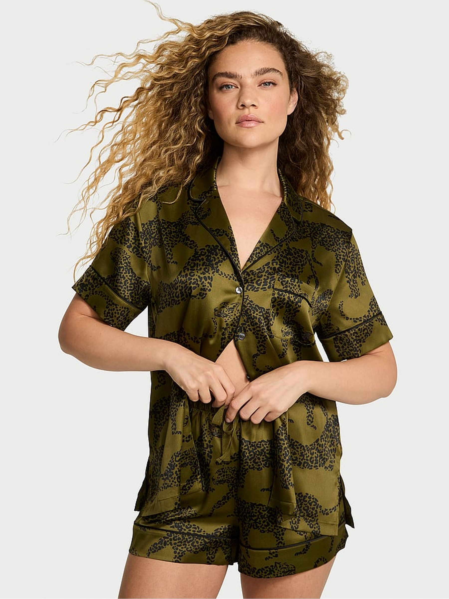 Green Chameleon Leopards Satin Short Pyjamas Set - Image 1 of 4