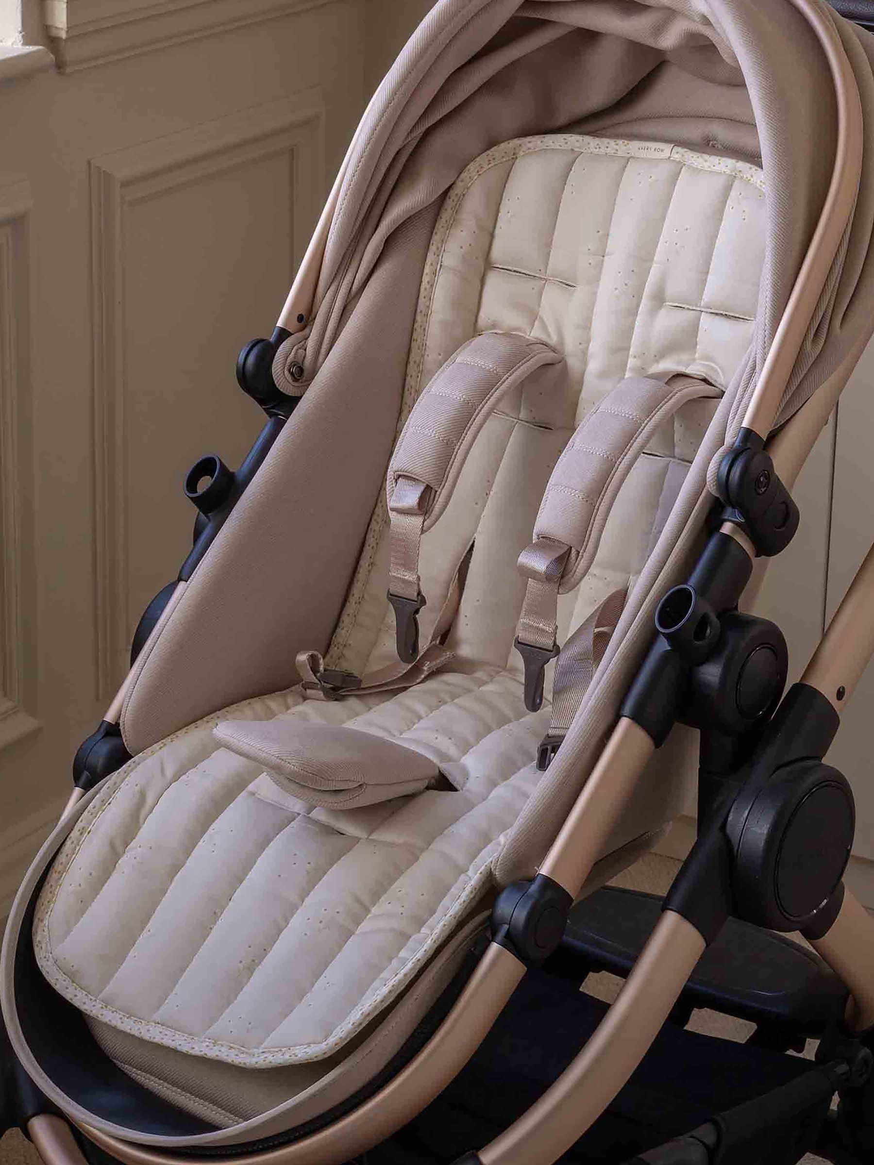 Chamomile Pram Liner - Image 1 of 5 Chamomile Pram Liner - Image 1 of 5